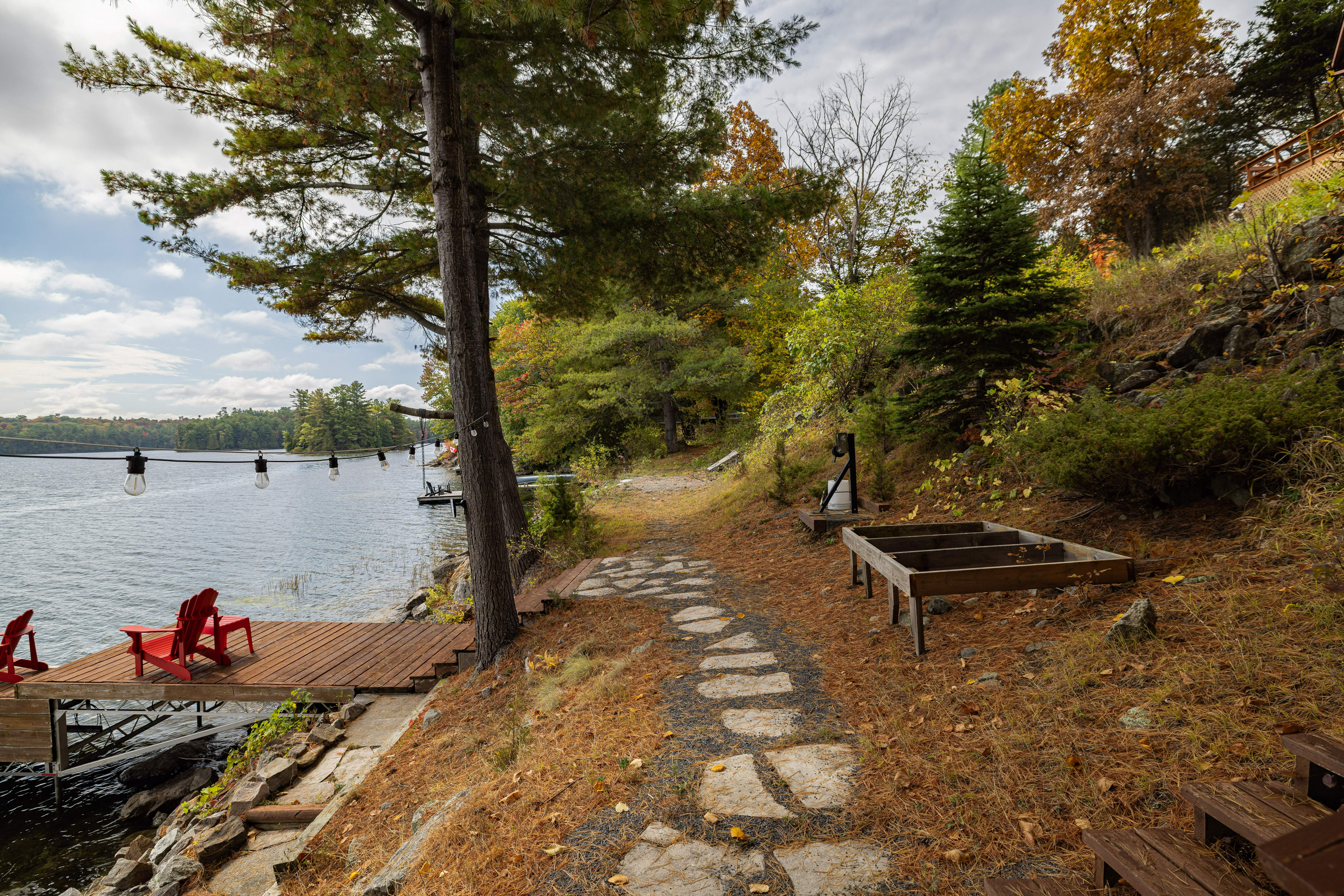 South Frontenac, Ontario, K0H 2L0, CA, 3 Bedrooms Bedrooms, ,3 BathroomsBathrooms,Residential,For Sale,1960739