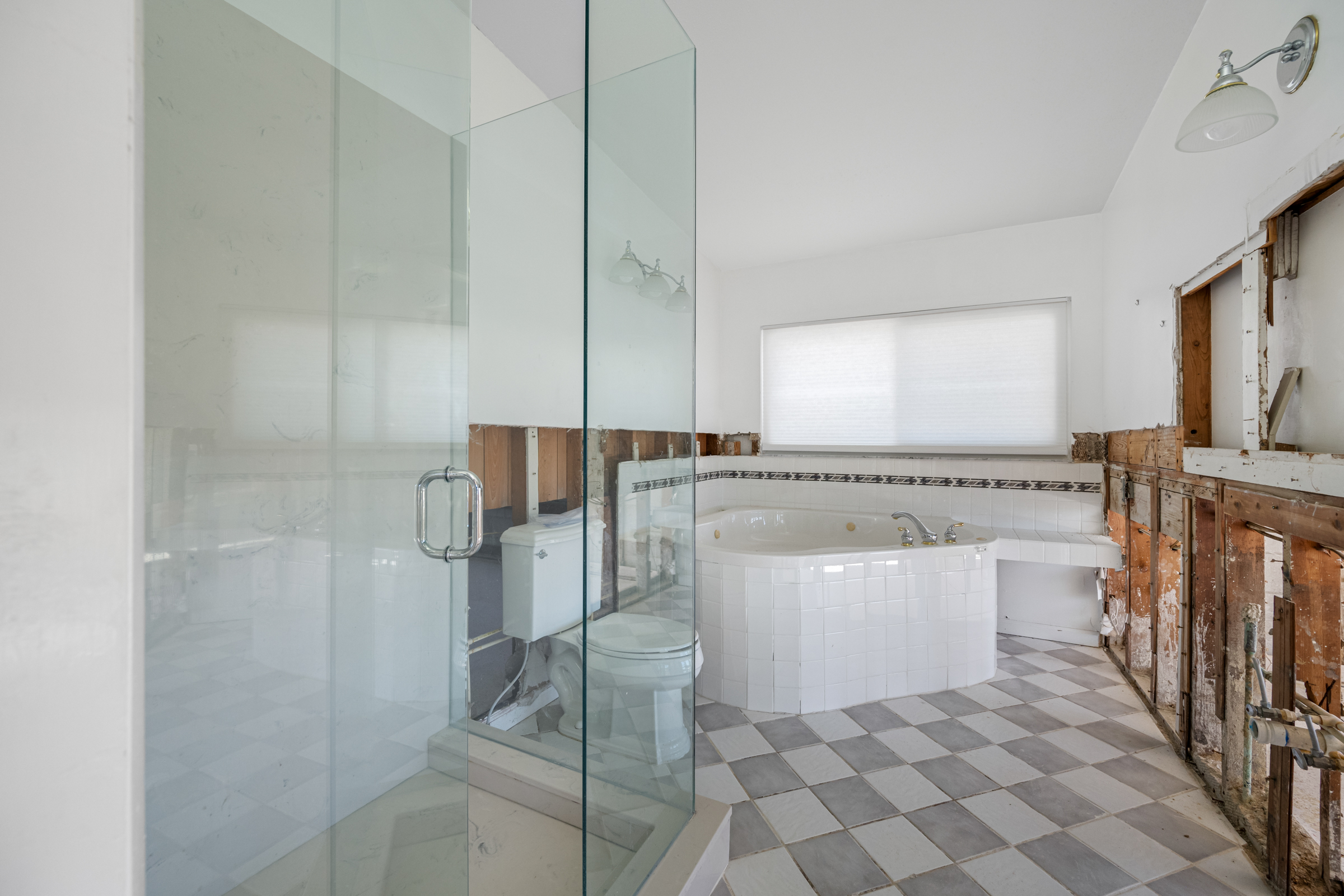 St Pete Beach, Florida, 33706, United States, 3 Bedrooms Bedrooms, ,3 BathroomsBathrooms,Residential,For Sale,1985733