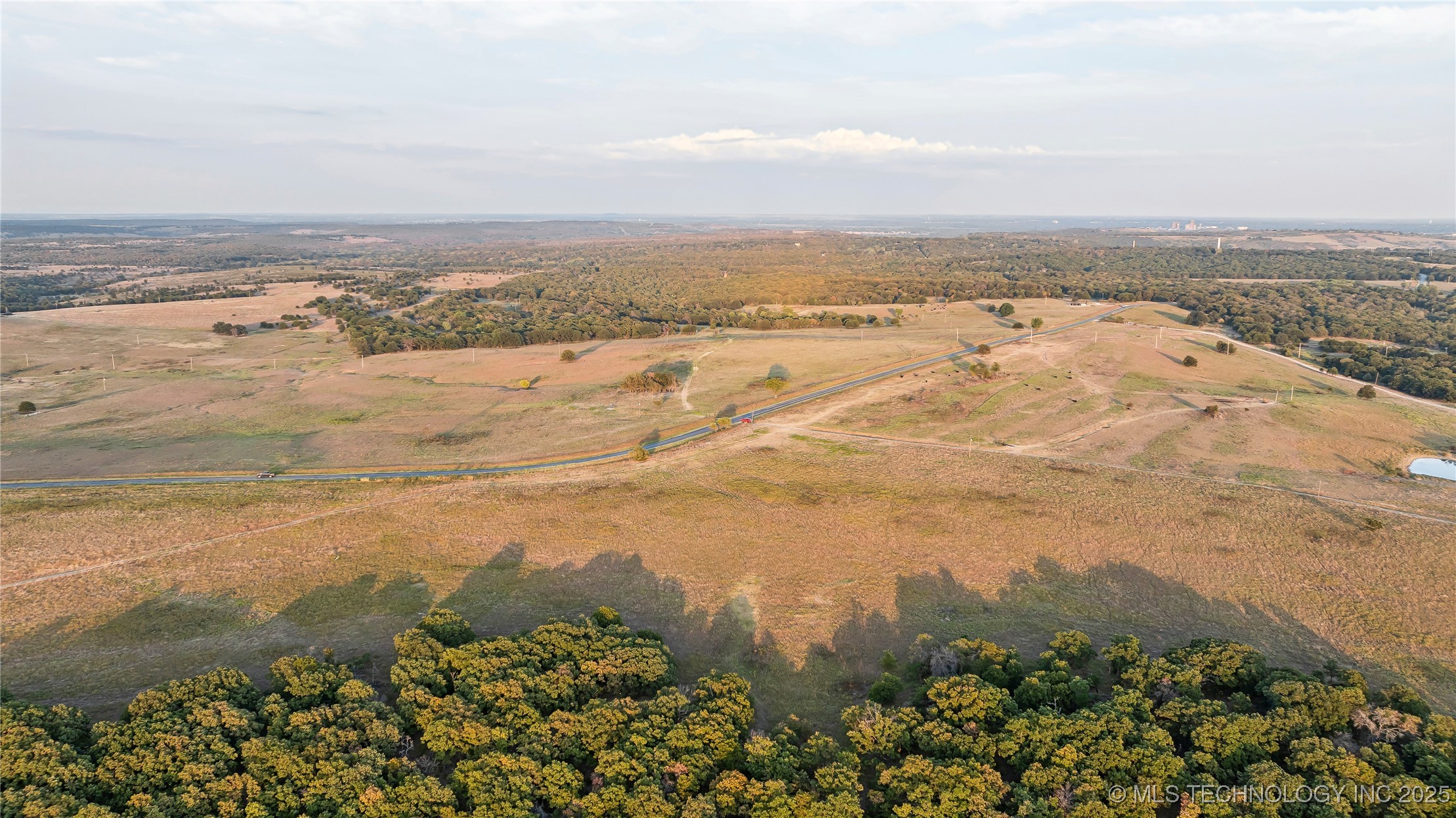 Bartlesville, Oklahoma, 74003, United States, ,Residential,For Sale,1963998