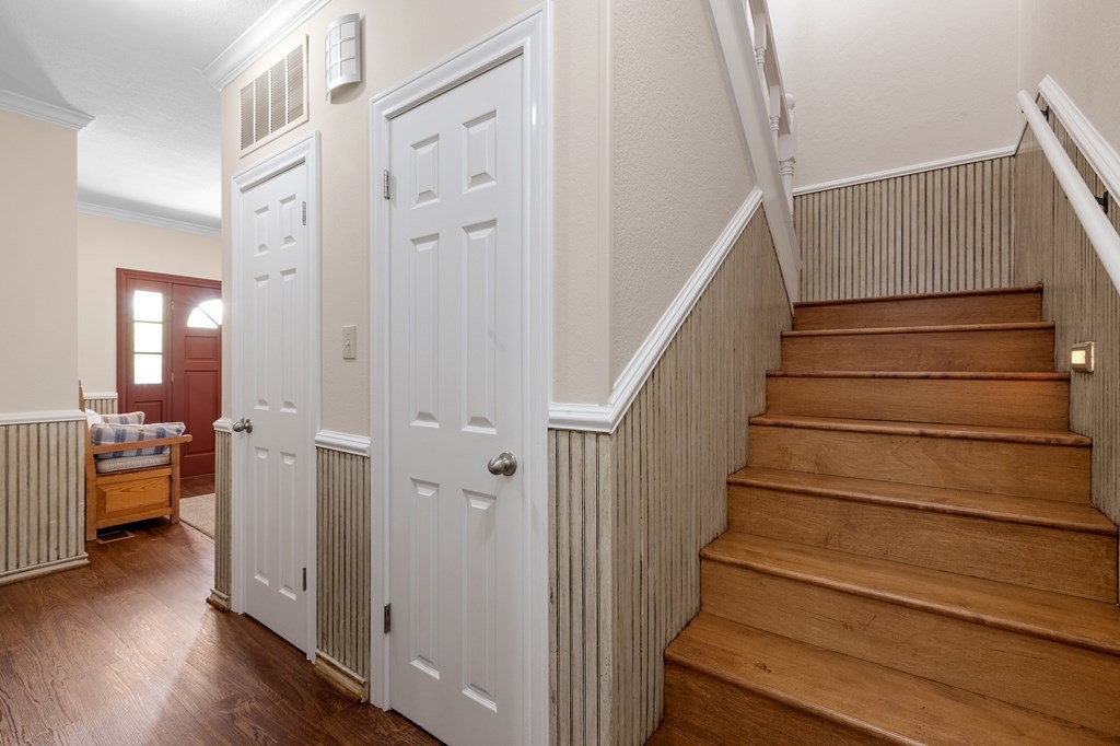 405 405 Frederick Rd, Fredericksburg, Texas, 78624, United States, 5 Bedrooms Bedrooms, ,5 BathroomsBathrooms,Residential,For Sale,405 405 Frederick Rd,1413377
