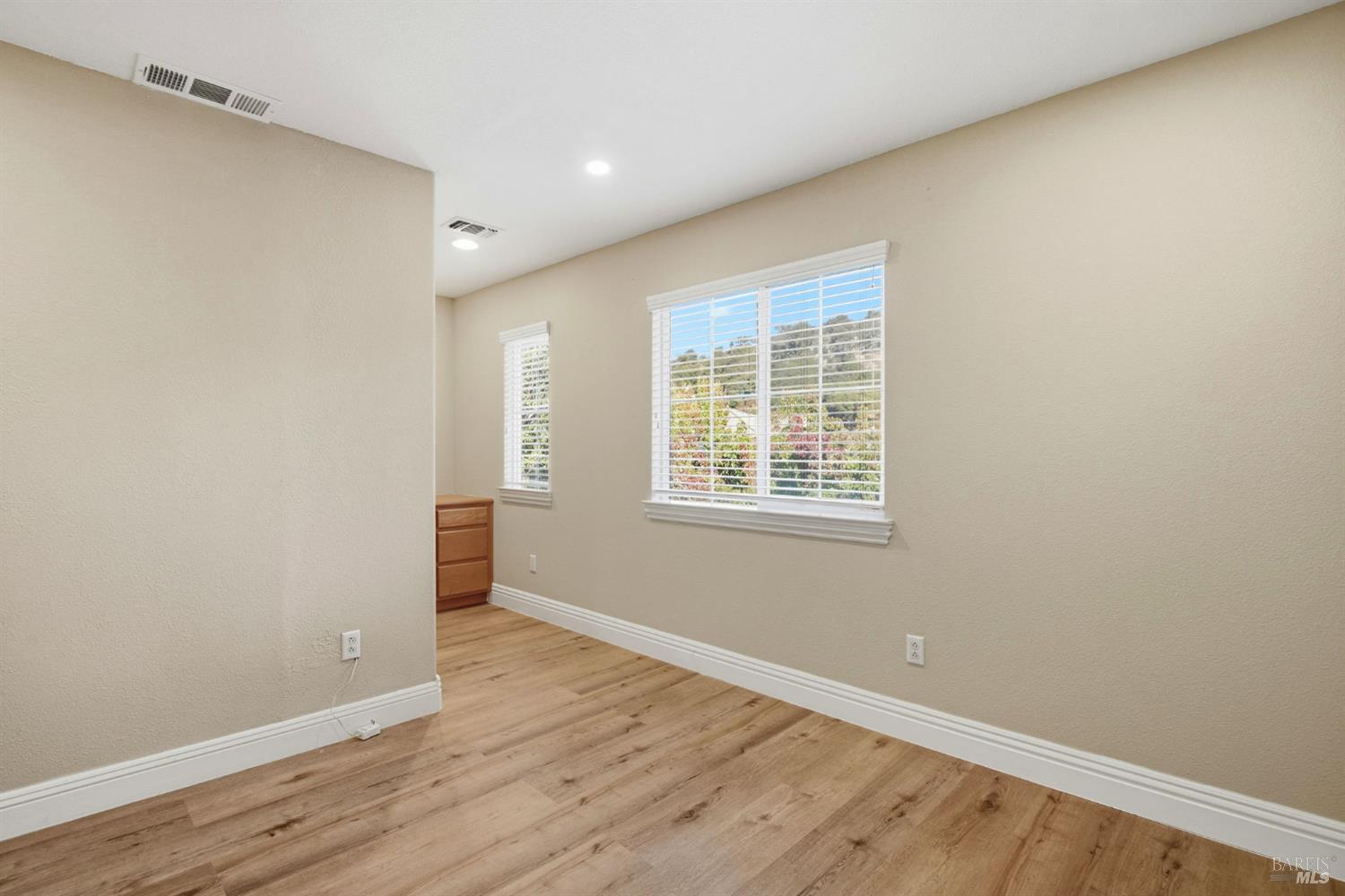 Fairfield, California, 94534, United States, 3 Bedrooms Bedrooms, ,3 BathroomsBathrooms,Residential,For Sale,1987540