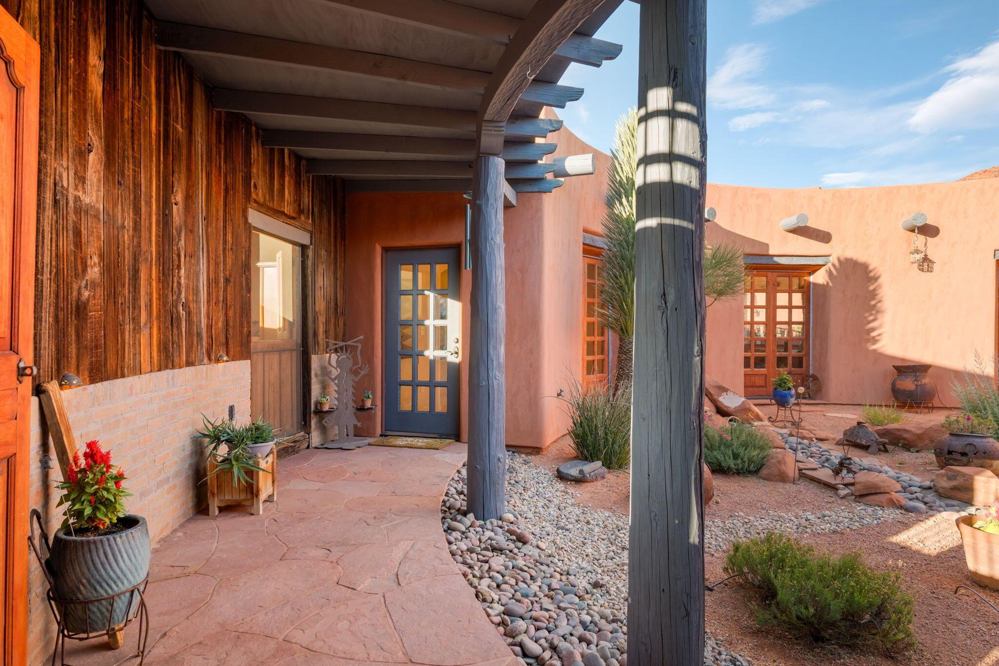 Ivins, Utah, 84738, United States, 3 Bedrooms Bedrooms, ,3 BathroomsBathrooms,Residential,For Sale,2048160
