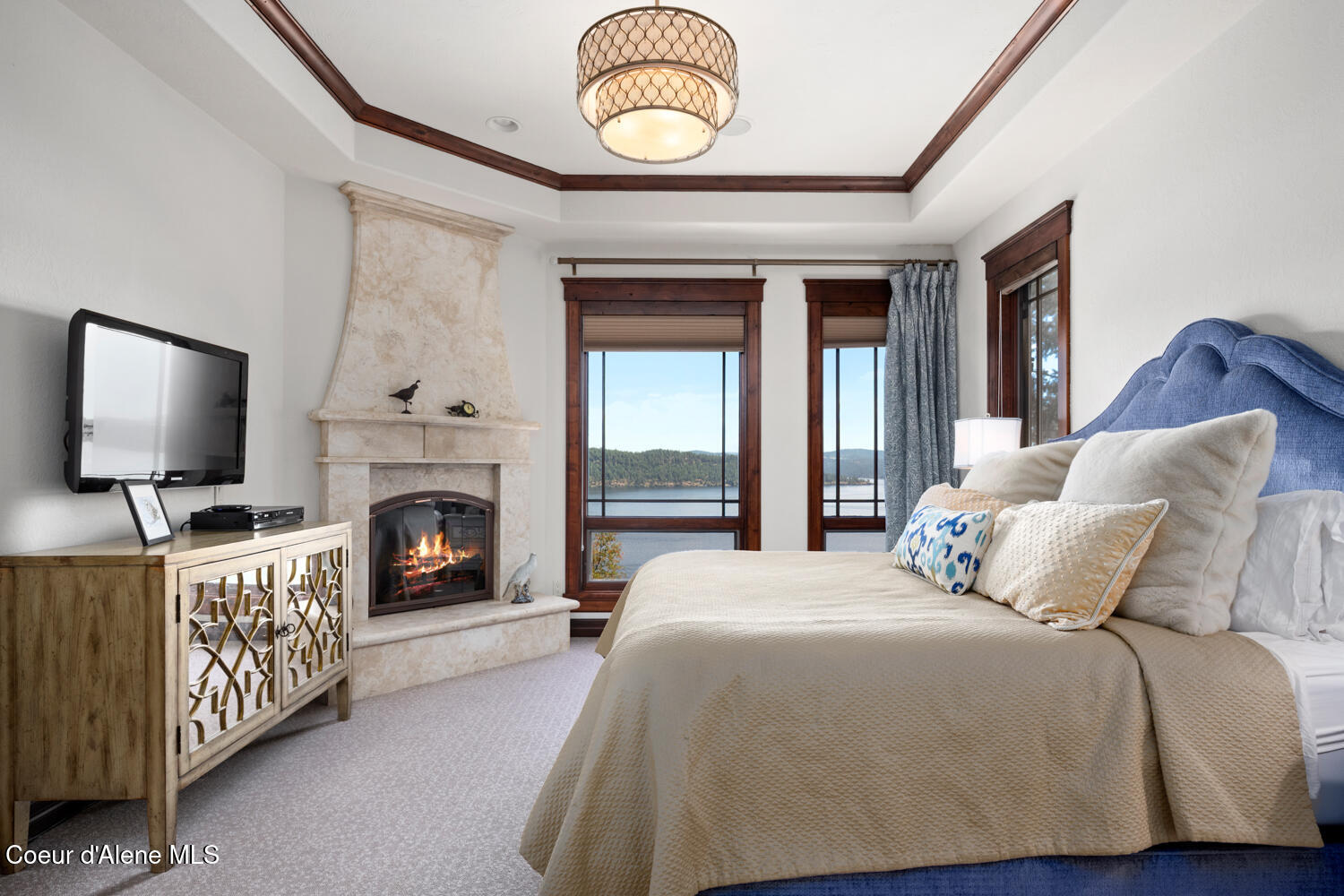 Coeur d'Alene, Idaho, 83814, United States, 4 Bedrooms Bedrooms, ,4 BathroomsBathrooms,Residential,For Sale,1909432