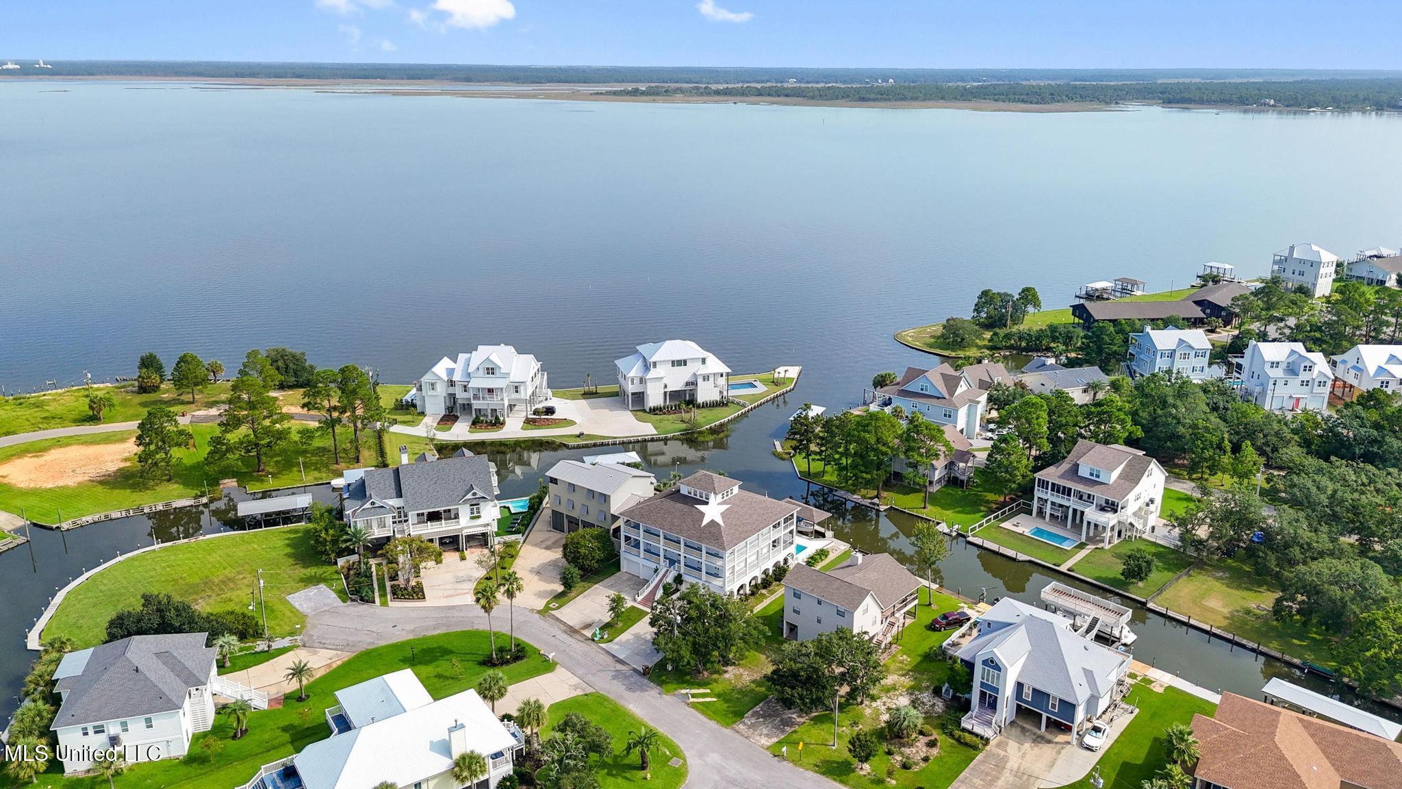 Pass Christian, Mississippi, 39571, United States, 5 Bedrooms Bedrooms, ,7 BathroomsBathrooms,Residential,For Sale,1989157