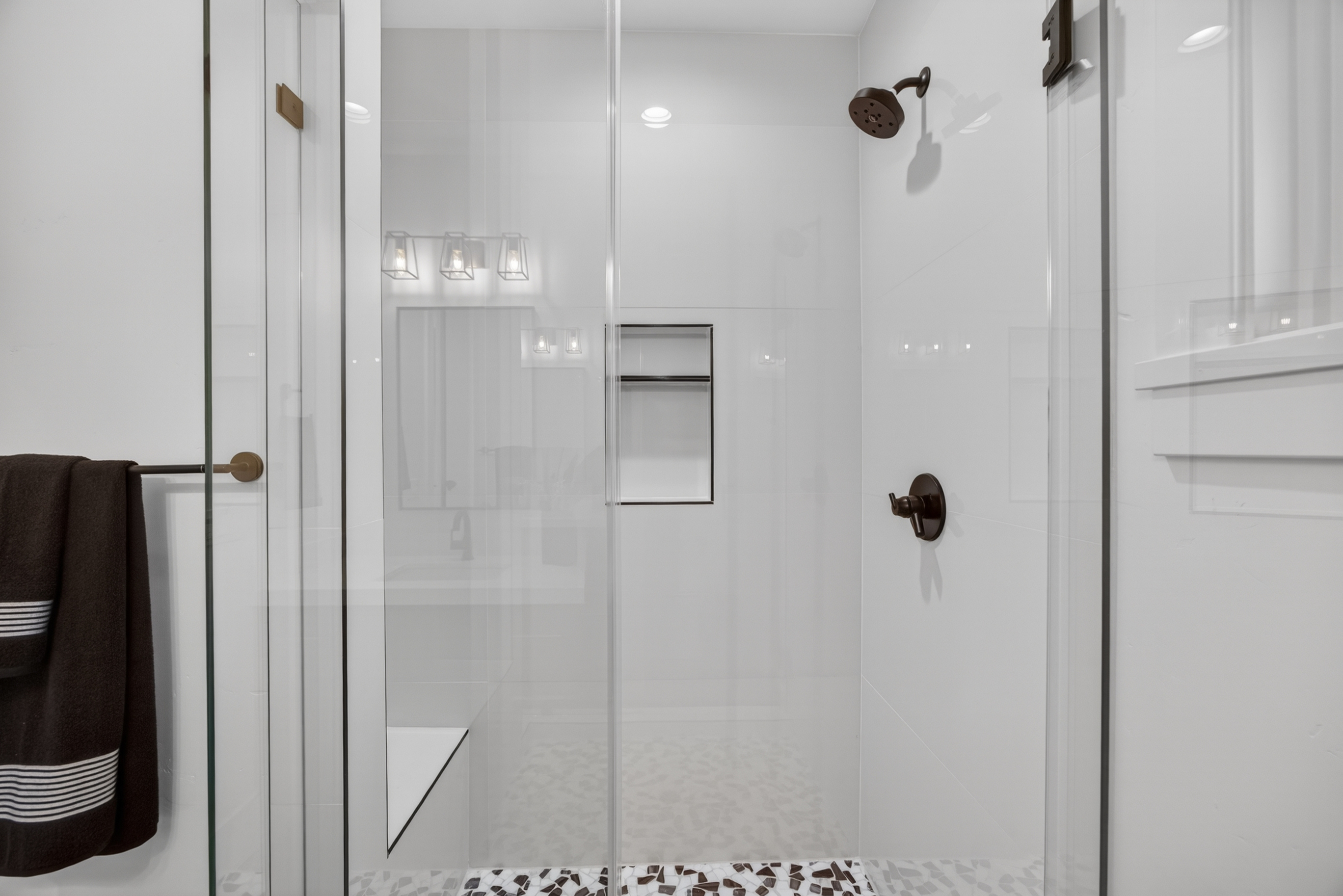  2056 Long View Drive, Meadow Vista, CA 95722 - 物件實景