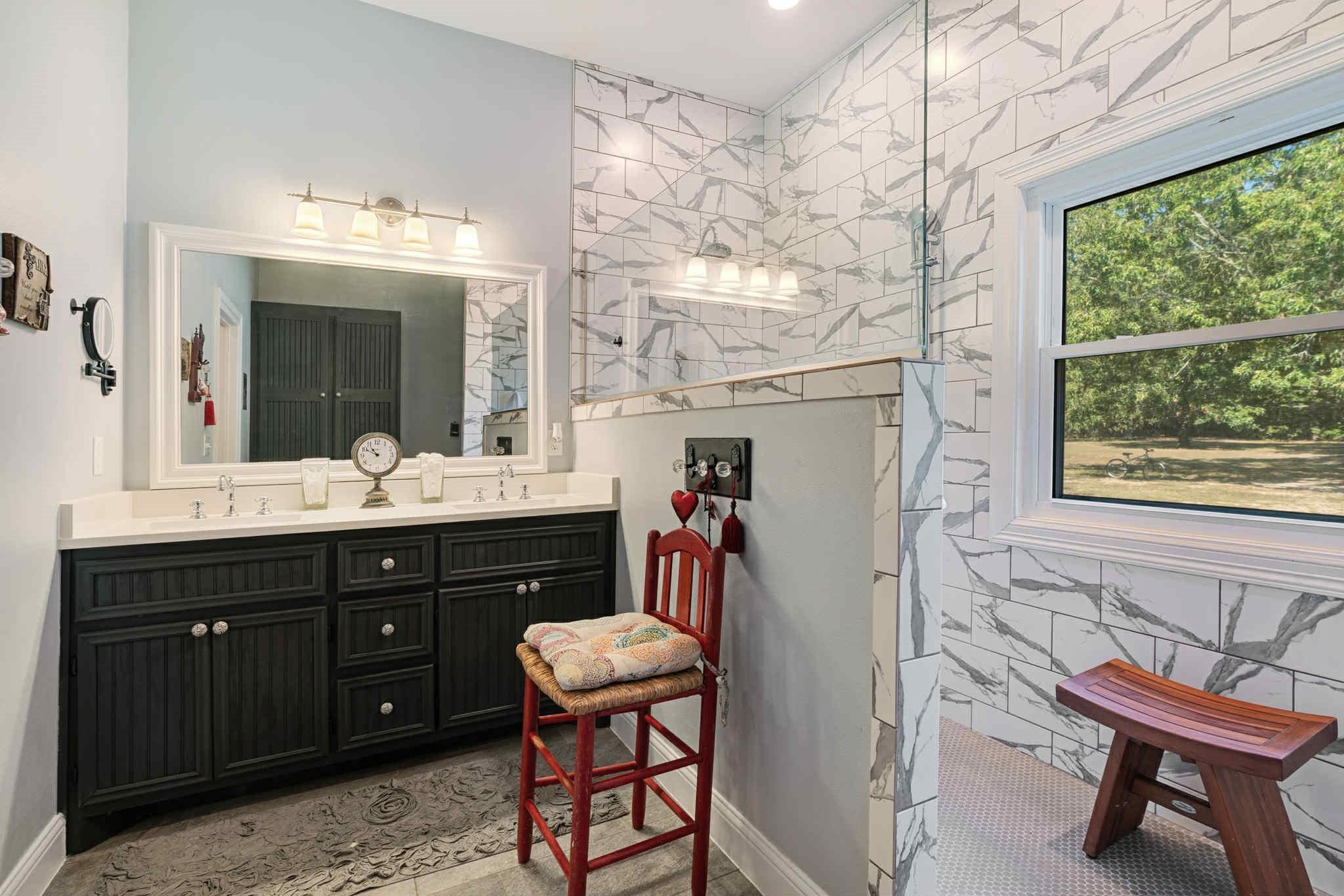 Blossom, Texas, 75416, United States, 4 Bedrooms Bedrooms, ,3 BathroomsBathrooms,Residential,For Sale,1976215