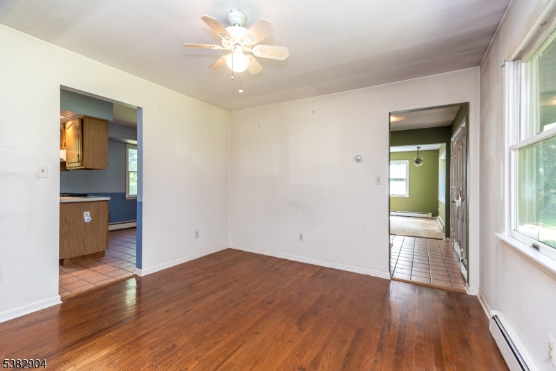 Kingwood Twp., New Jersey, 08867-4402, United States, 4 Bedrooms Bedrooms, ,3 BathroomsBathrooms,Residential,For Sale,1940654