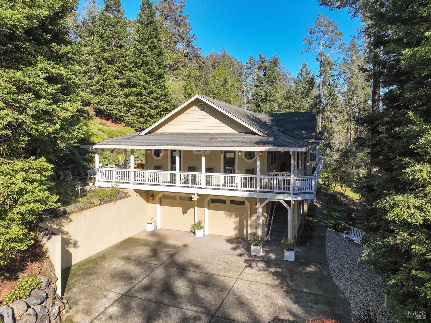 Santa Rosa, California, 95404, United States, 4 Bedrooms Bedrooms, ,4 BathroomsBathrooms,Residential,For Sale,1979173