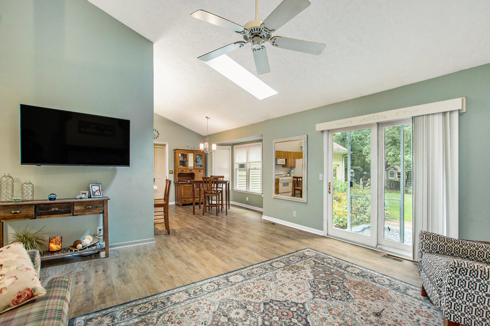 Grand Haven, Michigan, 49417, United States, 5 Bedrooms Bedrooms, ,5 BathroomsBathrooms,Residential,For Sale,1940332