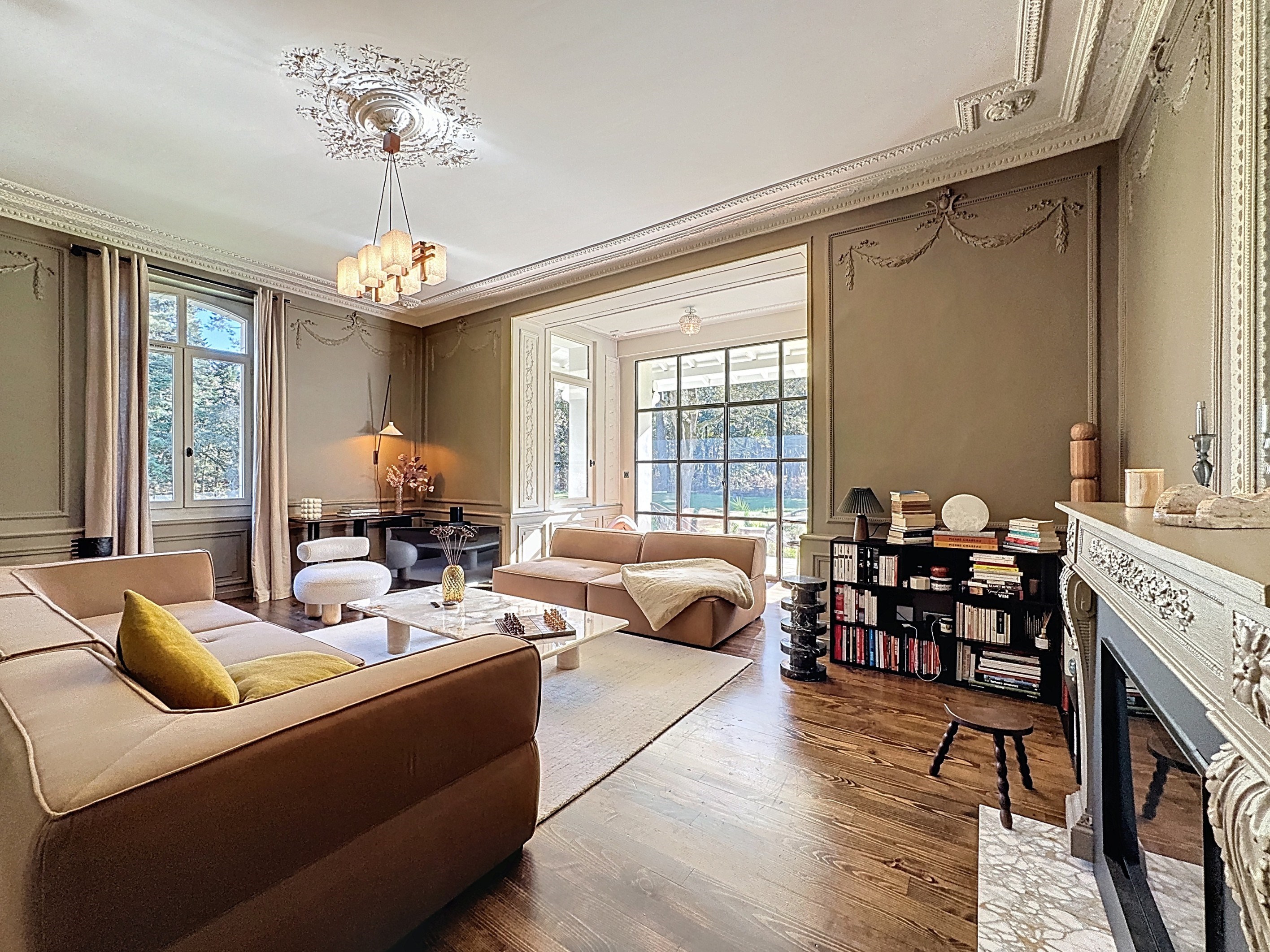  Fully Renovated Early 20th Century Manor House with Pool and Rooftop – 500 m² o… - 物件實景