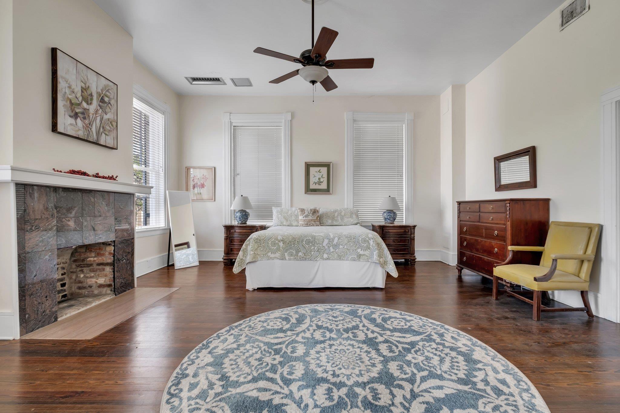 Tallahassee, Florida, 32301, United States, 4 Bedrooms Bedrooms, ,4 BathroomsBathrooms,Residential,For Sale,1738937