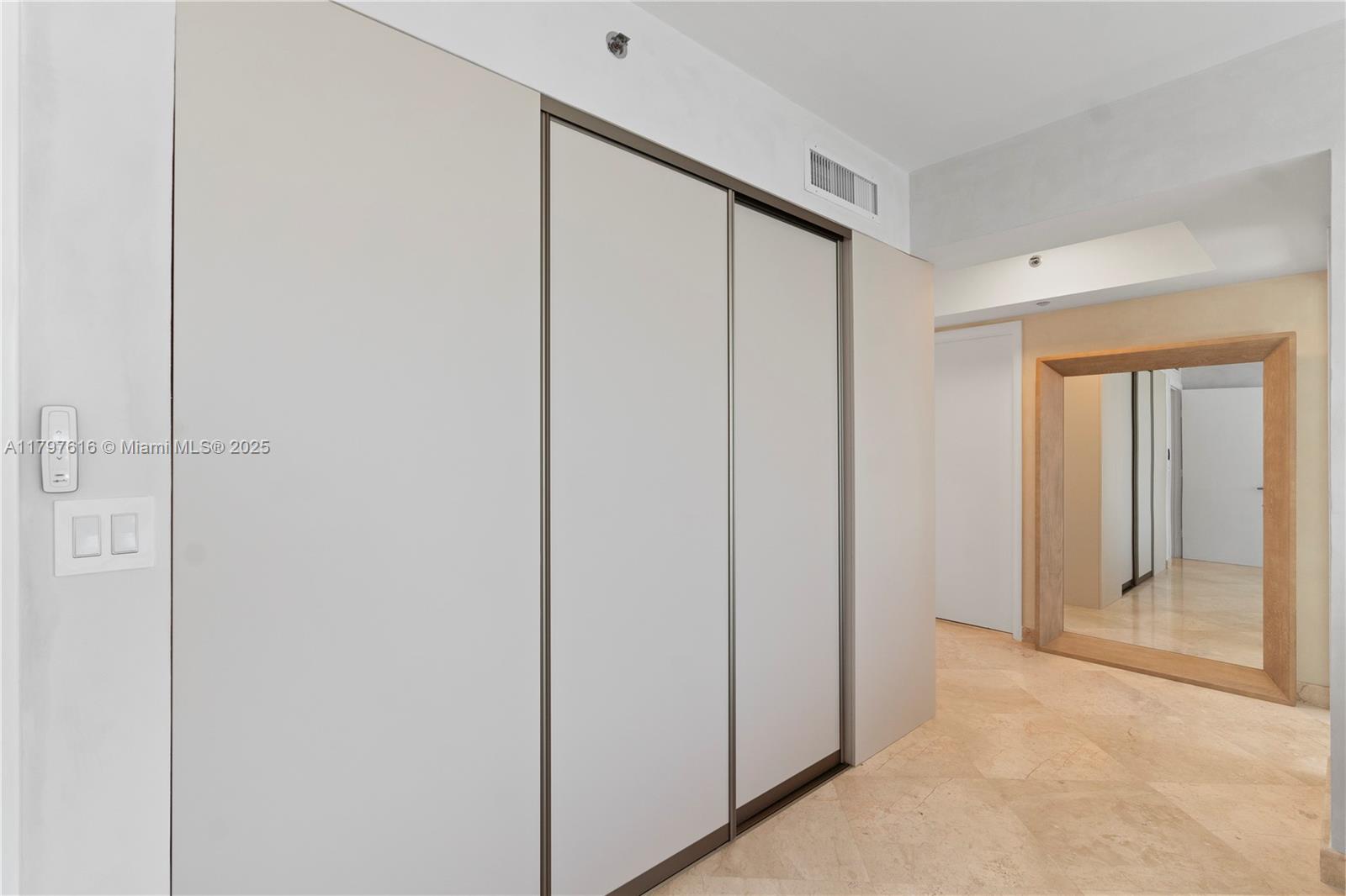 Sunny Isles Beach, Florida, 33160, United States, 3 Bedrooms Bedrooms, ,5 BathroomsBathrooms,Residential,For Sale,1796970