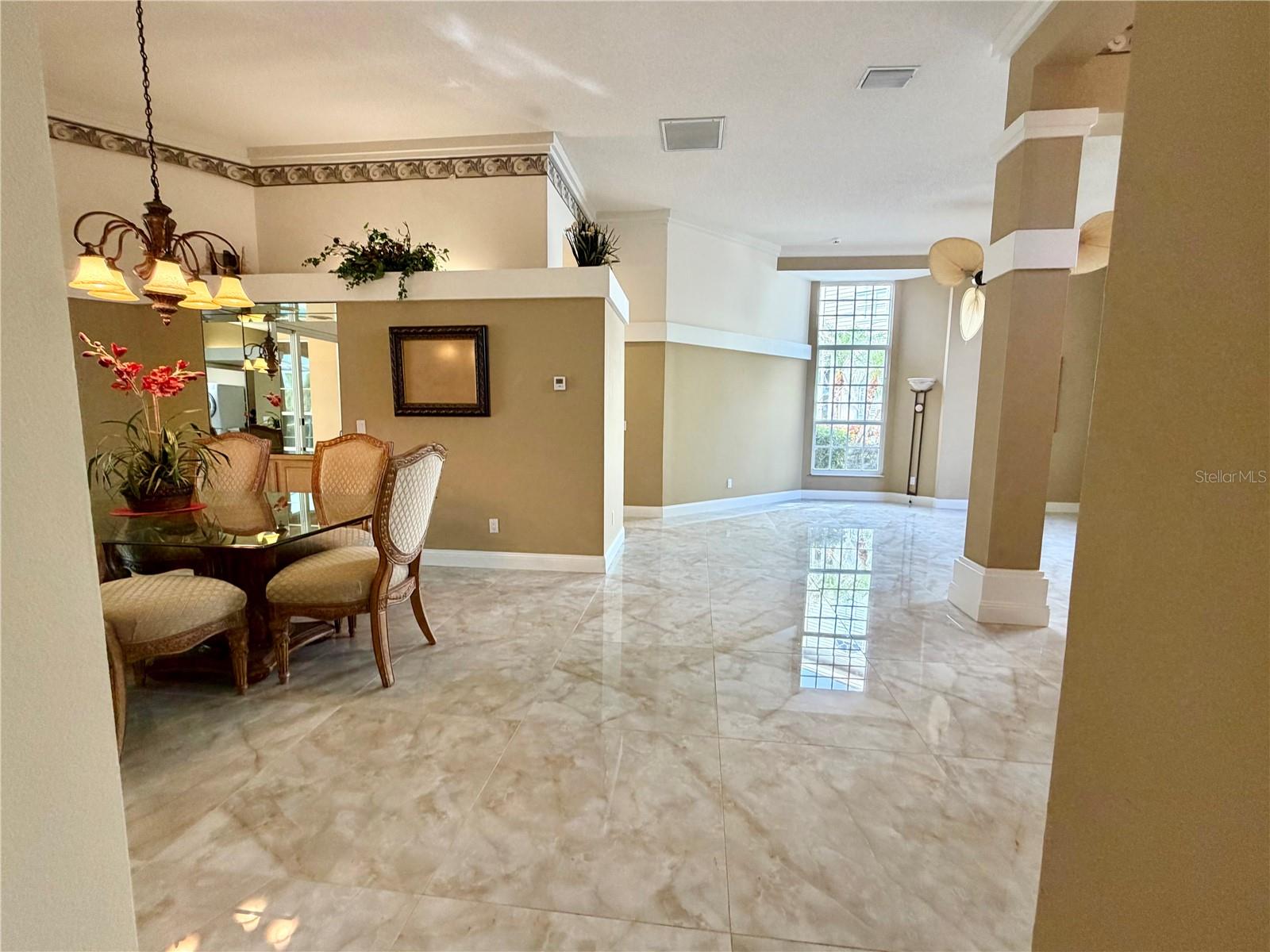 Seminole, Florida, 33777, United States, 4 Bedrooms Bedrooms, ,4 BathroomsBathrooms,Residential,For Sale,1978332