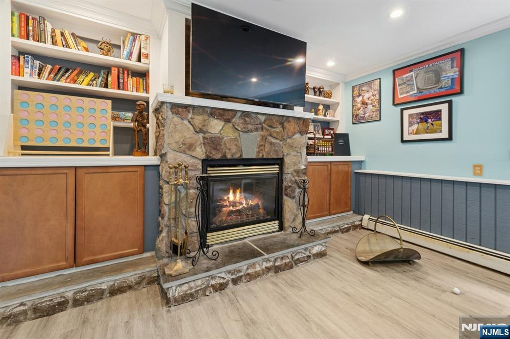 Hillsdale, New Jersey, 07642, United States, 5 Bedrooms Bedrooms, ,3 BathroomsBathrooms,Residential,For Sale,1885332