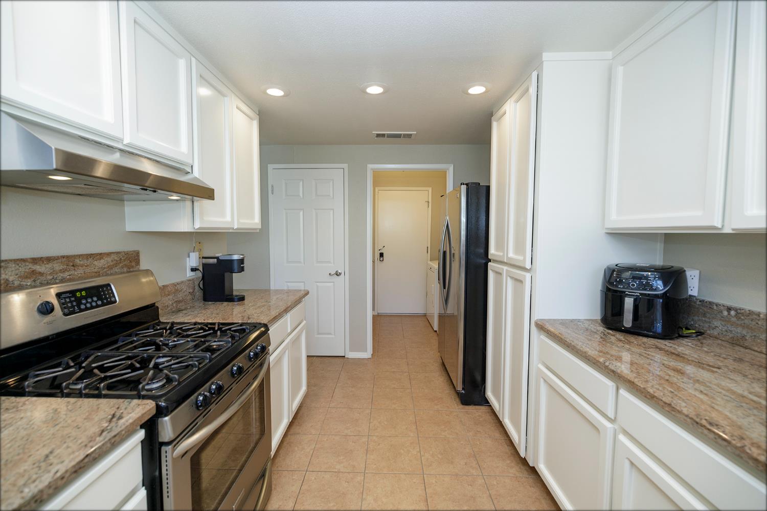 Modesto, California, 95356, United States, 2 Bedrooms Bedrooms, ,2 BathroomsBathrooms,Residential,For Sale,1892896
