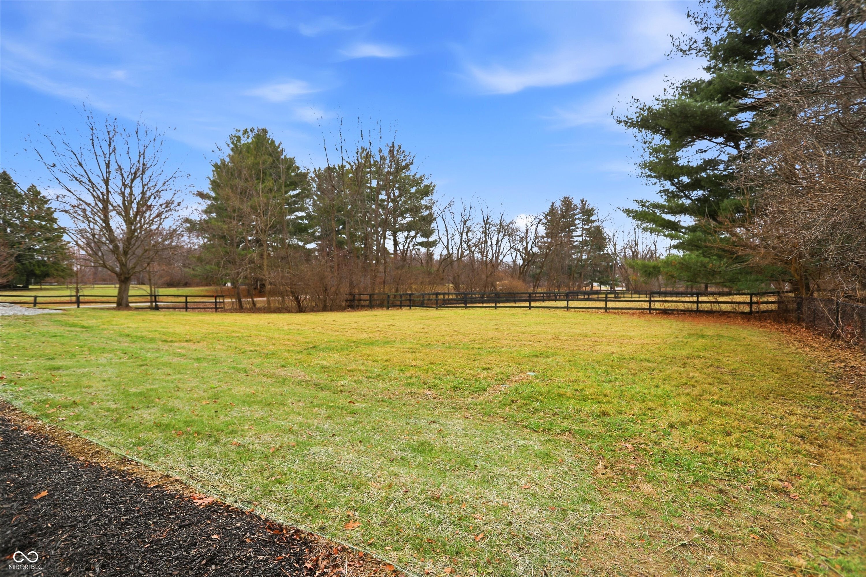 Zionsville, Indiana, 46077, United States, 3 Bedrooms Bedrooms, ,2 BathroomsBathrooms,Residential,For Sale,2008778