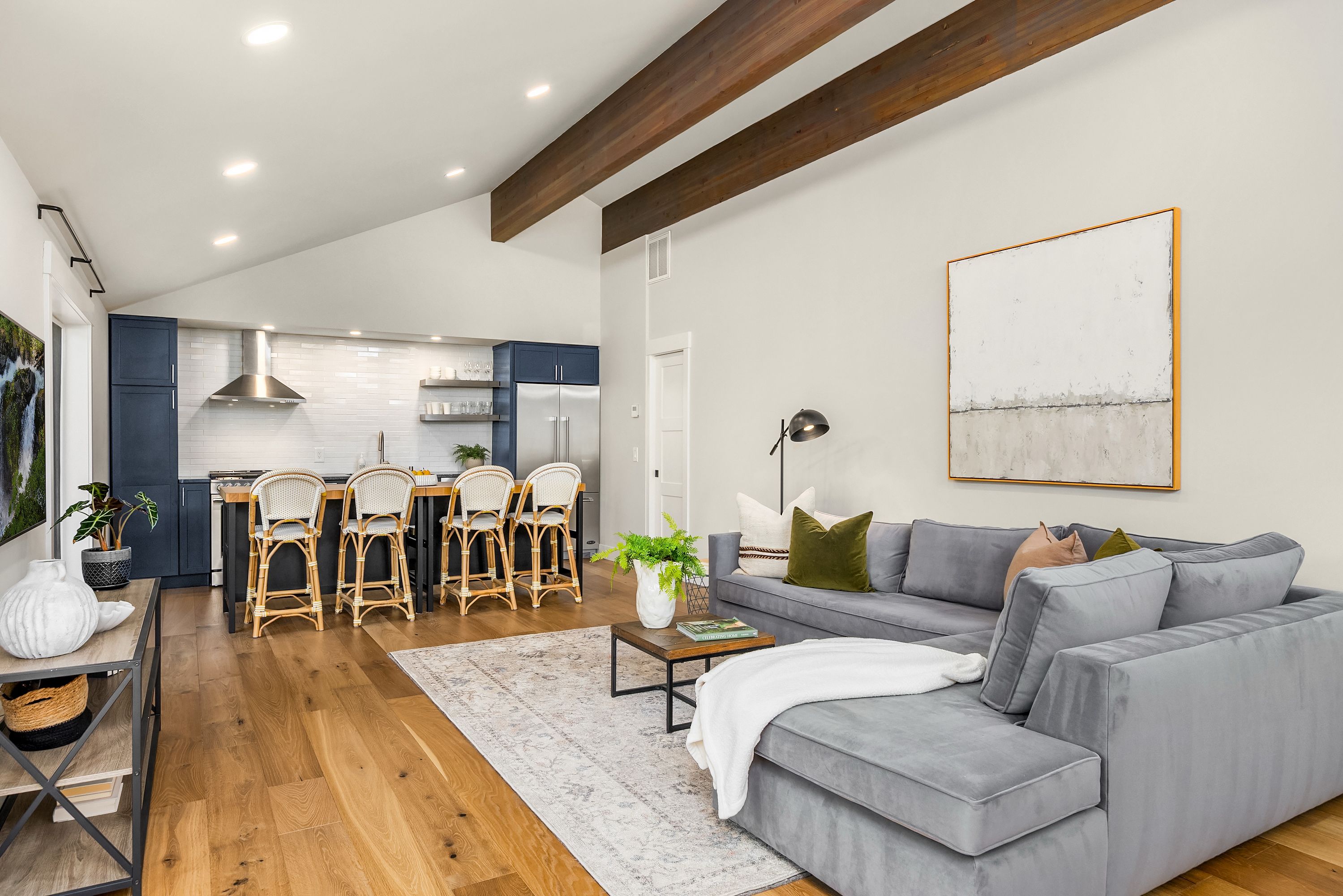  689 Pierce Court Northwest, Bainbridge Island, WA 98110 - 物件實景