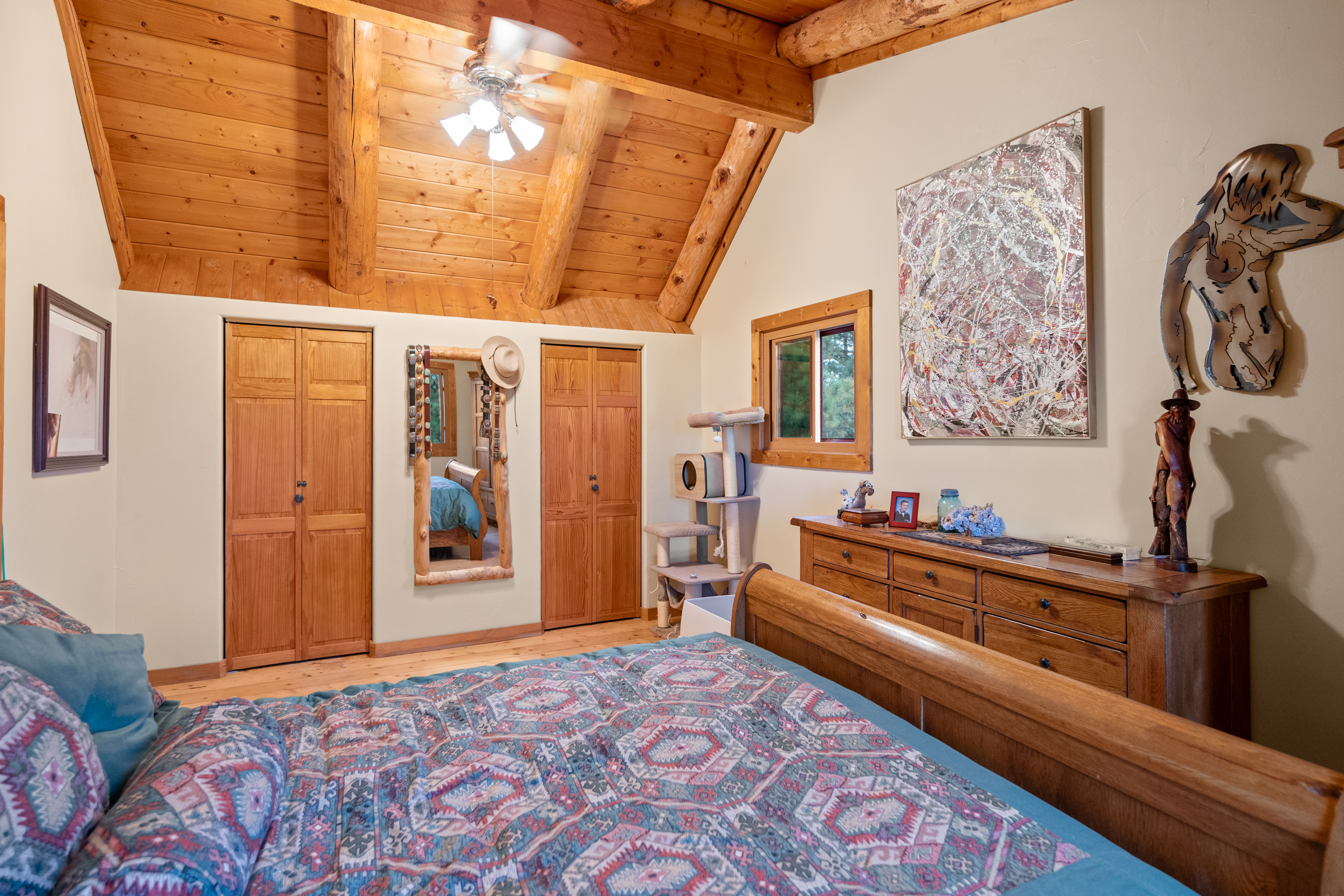  Chatfield Reservoir Log Home on Horse-Friendly 5 Acres with Wrap-Around Decks - 物件實景
