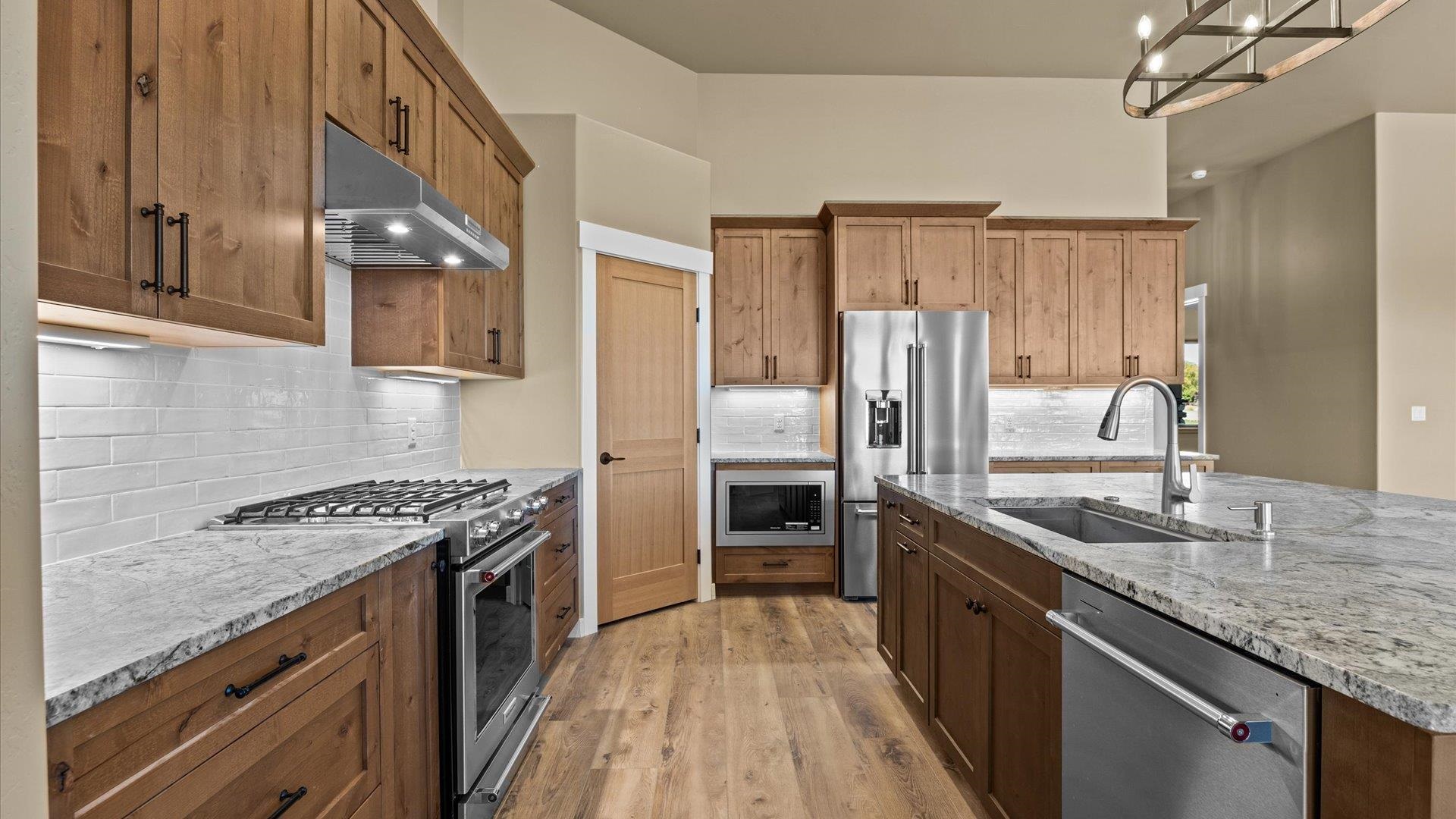 Grand Junction, Colorado, 81505, United States, 3 Bedrooms Bedrooms, ,3 BathroomsBathrooms,Residential,For Sale,2003382