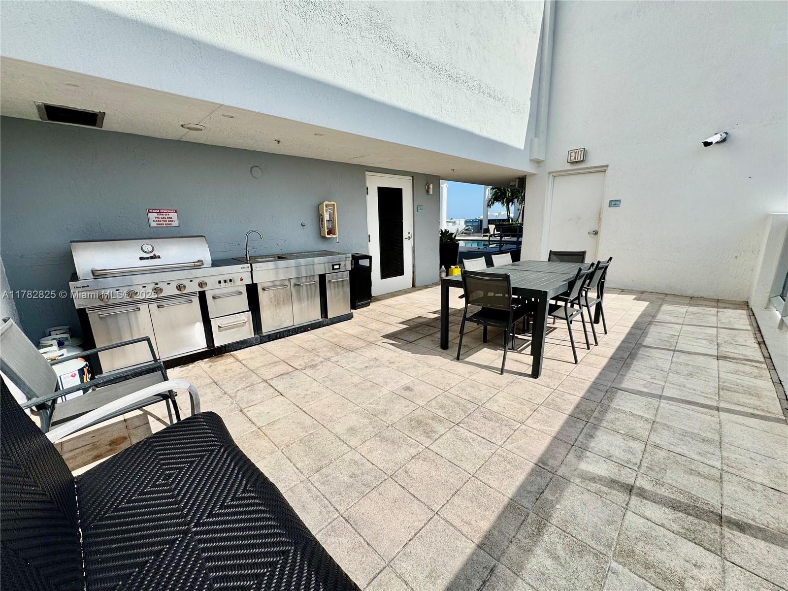 North Bay Village, Florida, 33141, United States, 2 Bedrooms Bedrooms, ,2 BathroomsBathrooms,Residential,For Sale,1878649