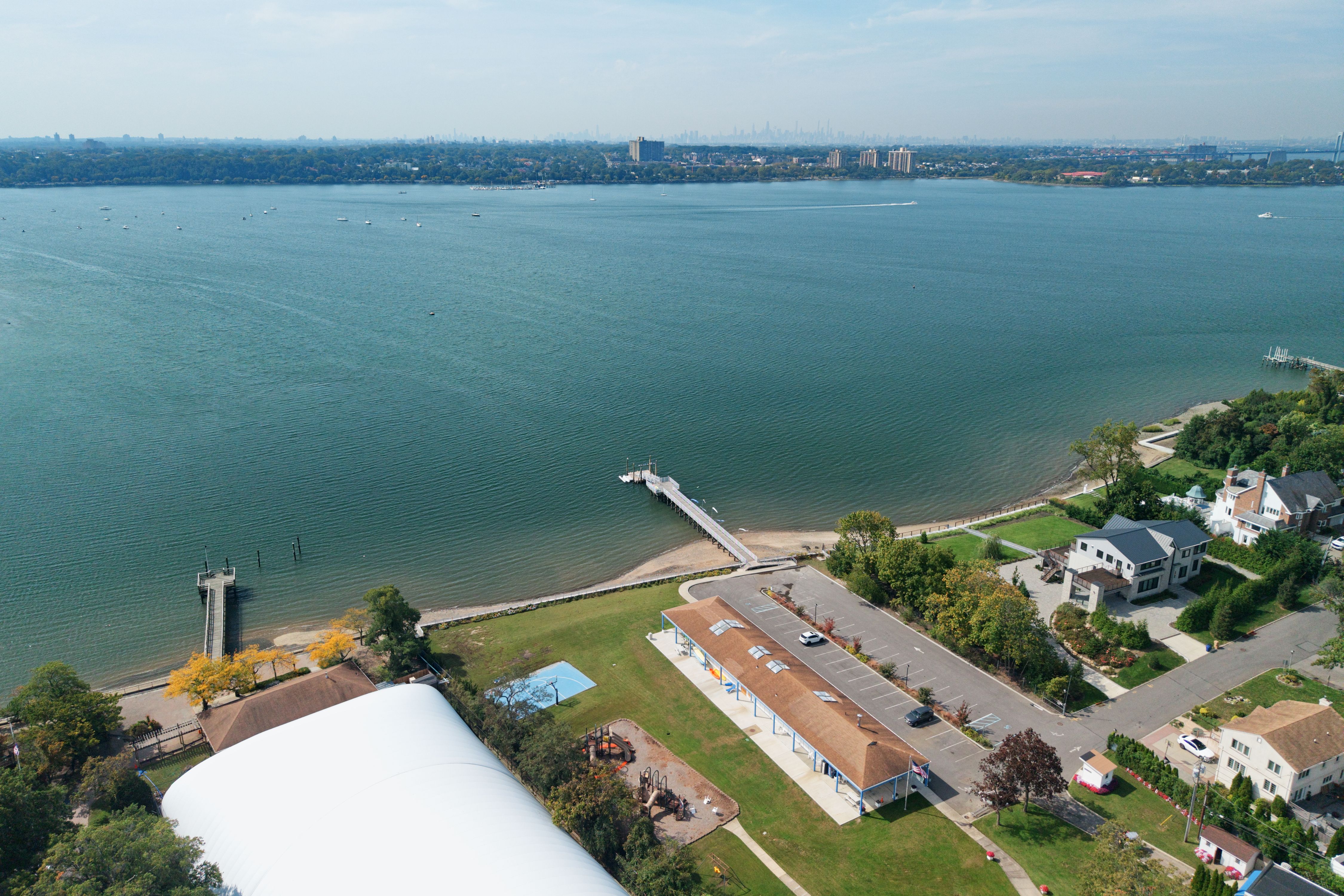  4 Parkwood Drive, Great Neck, NY 11023 - 物件實景
