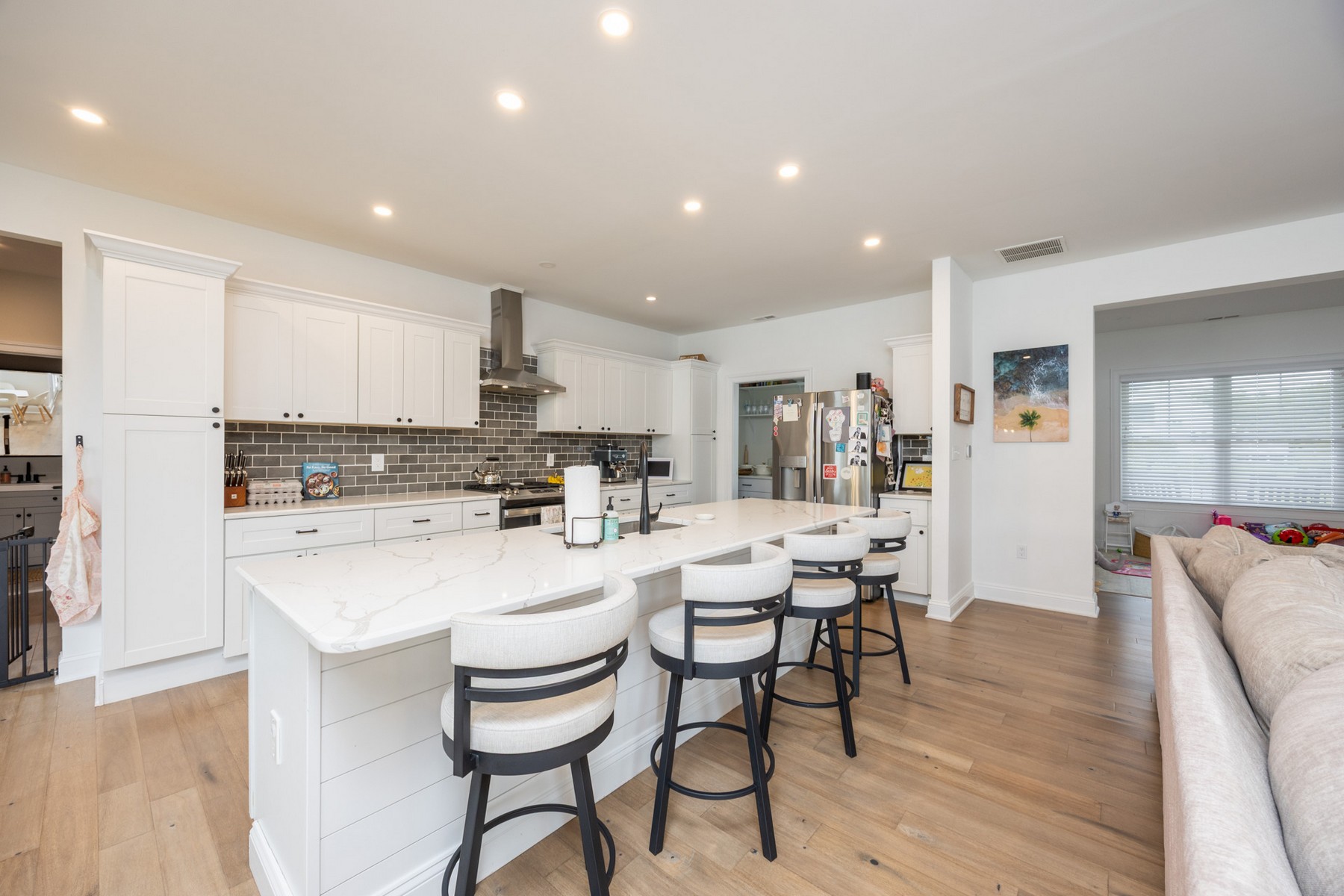  28 Queen Anne Court - 物件實景