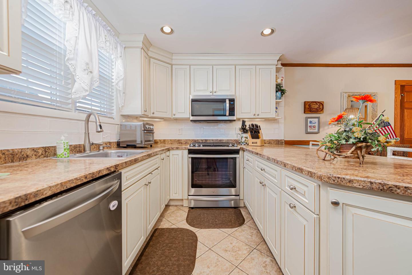 Ocean City, Maryland, 21842, United States, 4 Bedrooms Bedrooms, ,4 BathroomsBathrooms,Residential,For Sale,1745051