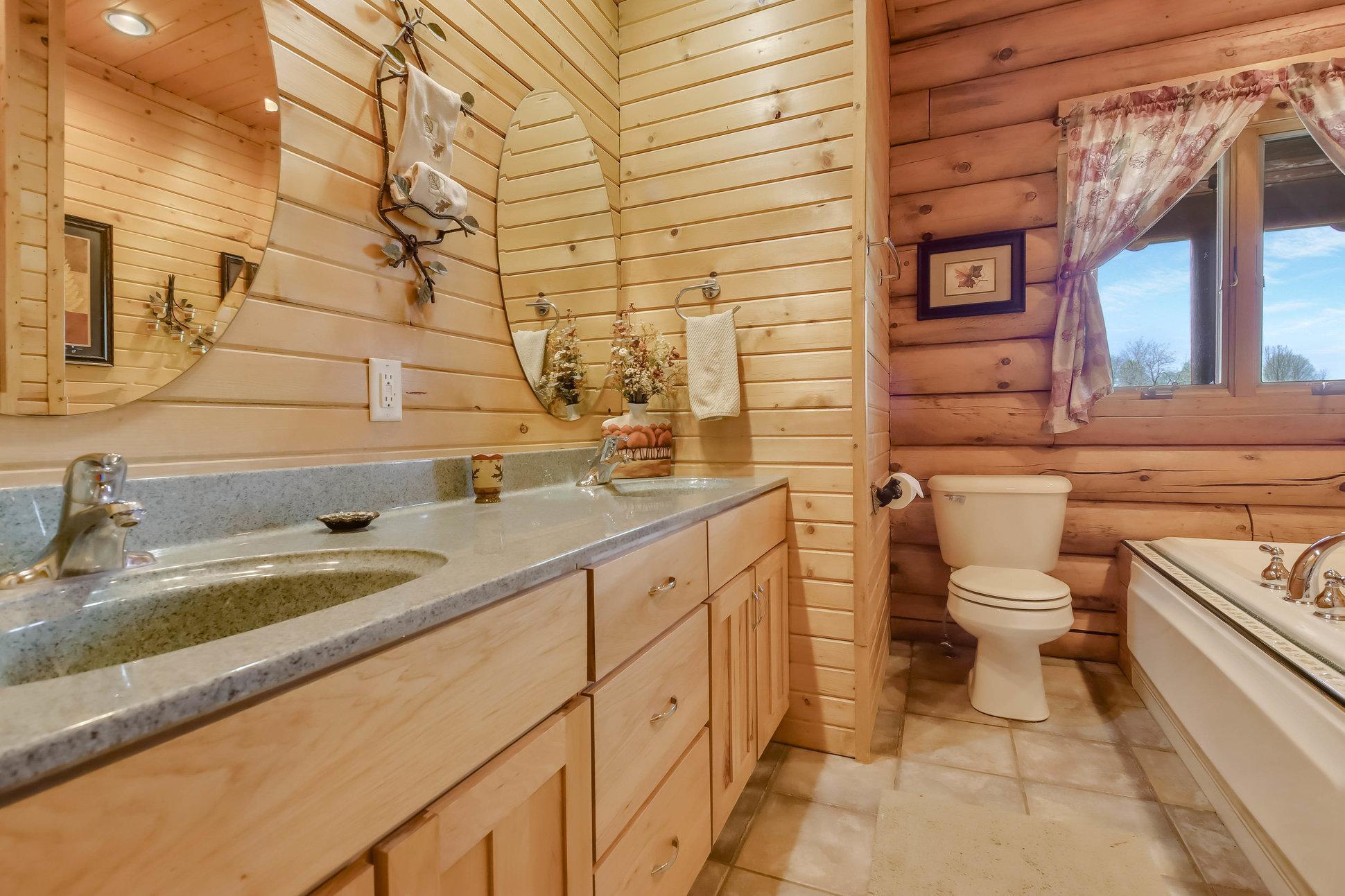 Rock Elm Twp, Wisconsin, 54740, United States, 4 Bedrooms Bedrooms, ,2 BathroomsBathrooms,Residential,For Sale,1804597