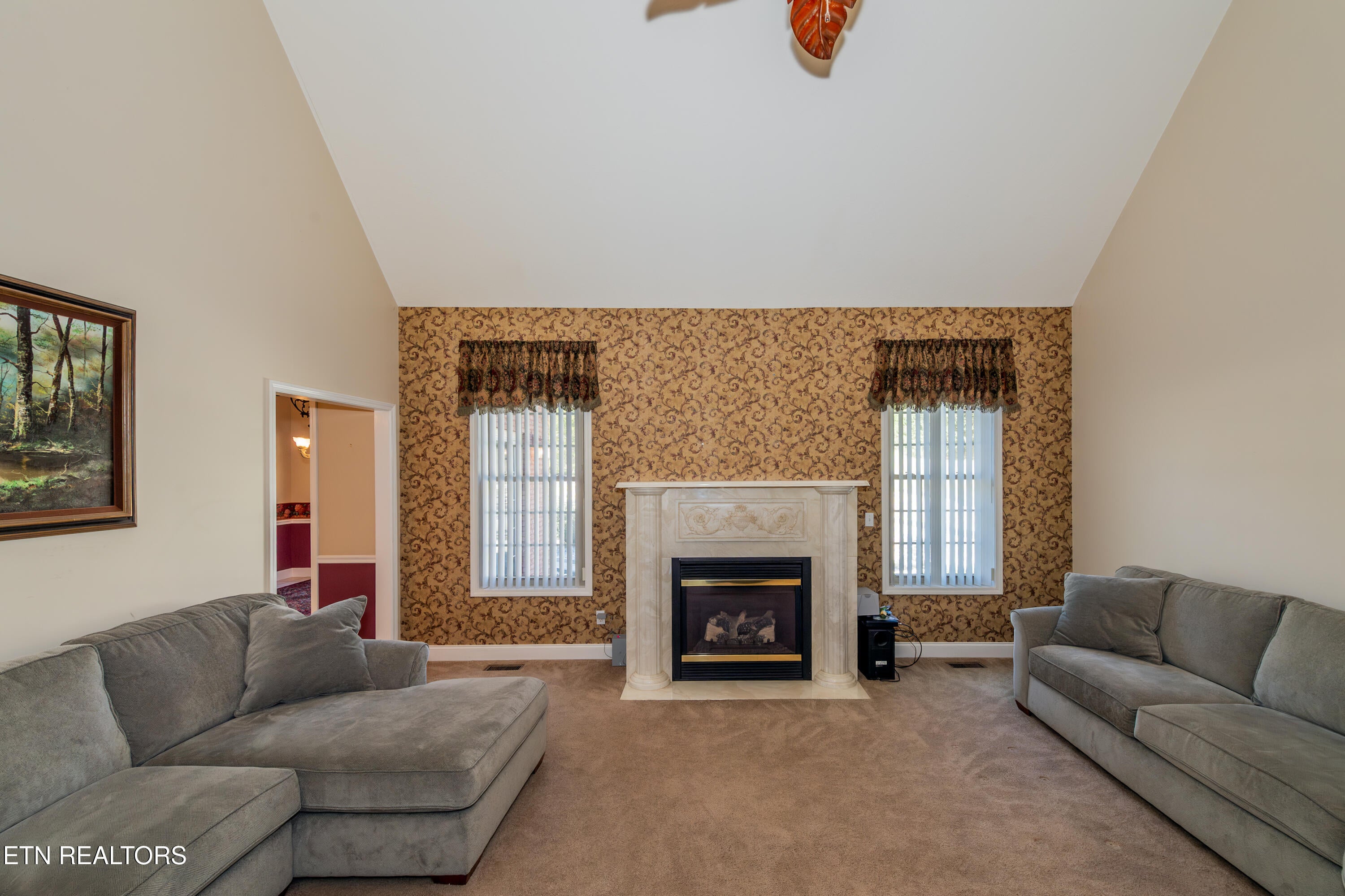 Harriman, Tennessee, 37748, United States, 3 Bedrooms Bedrooms, ,4 BathroomsBathrooms,Residential,For Sale,1989060