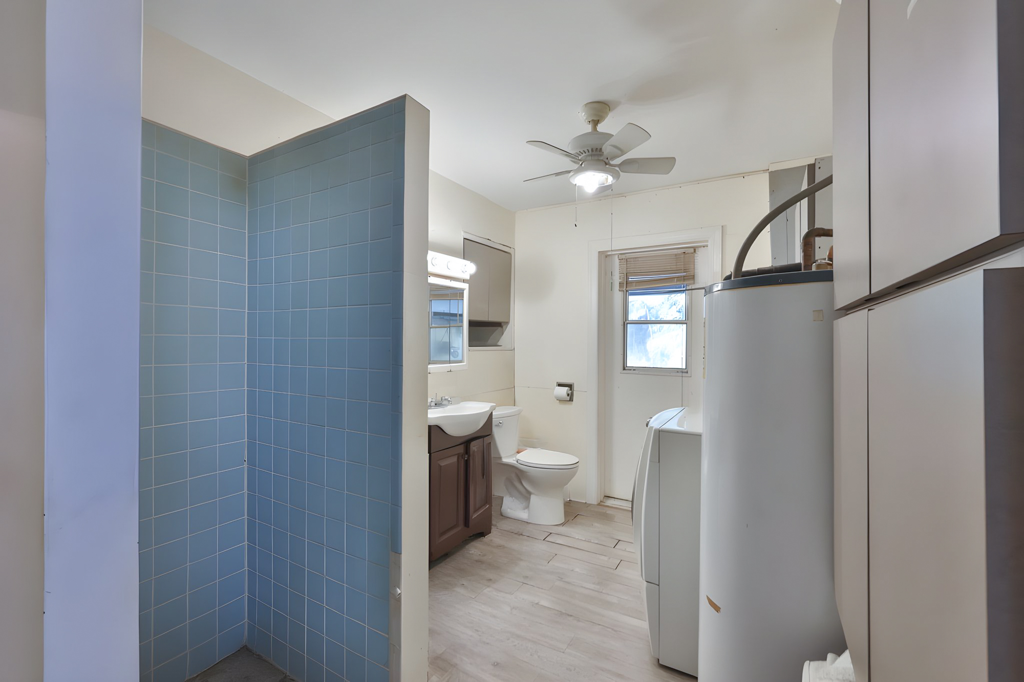 Wimauma, Florida, 33598, United States, 3 Bedrooms Bedrooms, ,2 BathroomsBathrooms,Residential,For Sale,2048380