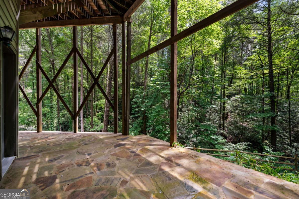 Ellijay, Georgia, 30540, United States, 5 Bedrooms Bedrooms, ,5 BathroomsBathrooms,Residential,For Sale,1868154