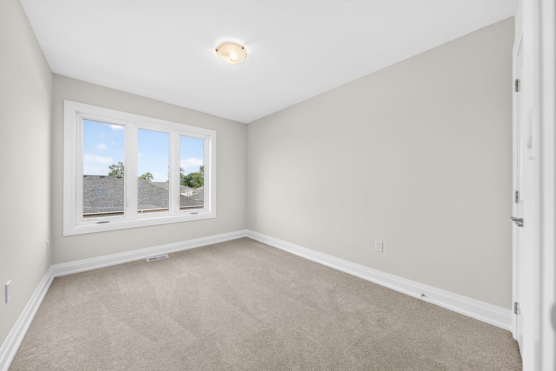  Brand New Luxurious Townhome - 物件實景
