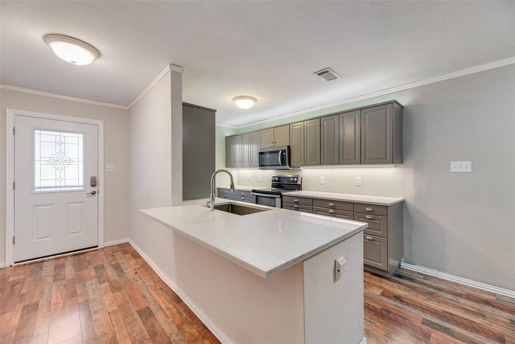 Plano, Texas, 75074, United States, 6 Bedrooms Bedrooms, ,4 BathroomsBathrooms,Residential,For Sale,1994194