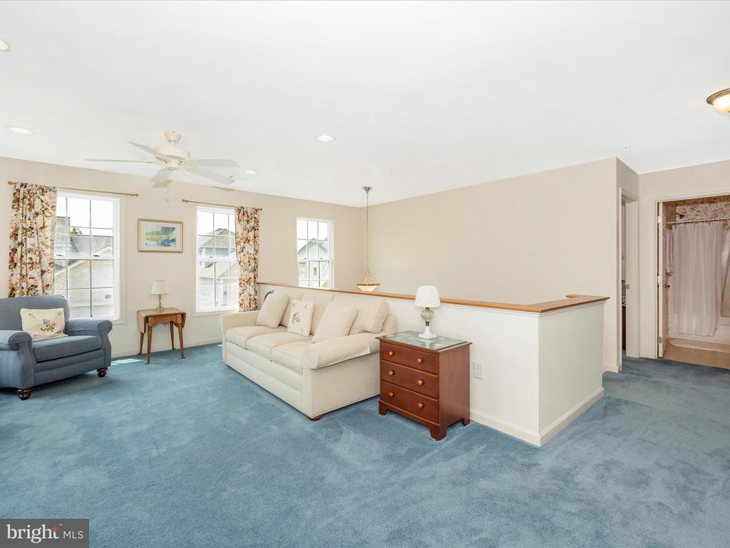 Middletown, Maryland, 21769, United States, 2 Bedrooms Bedrooms, ,3 BathroomsBathrooms,Residential,For Sale,1887633