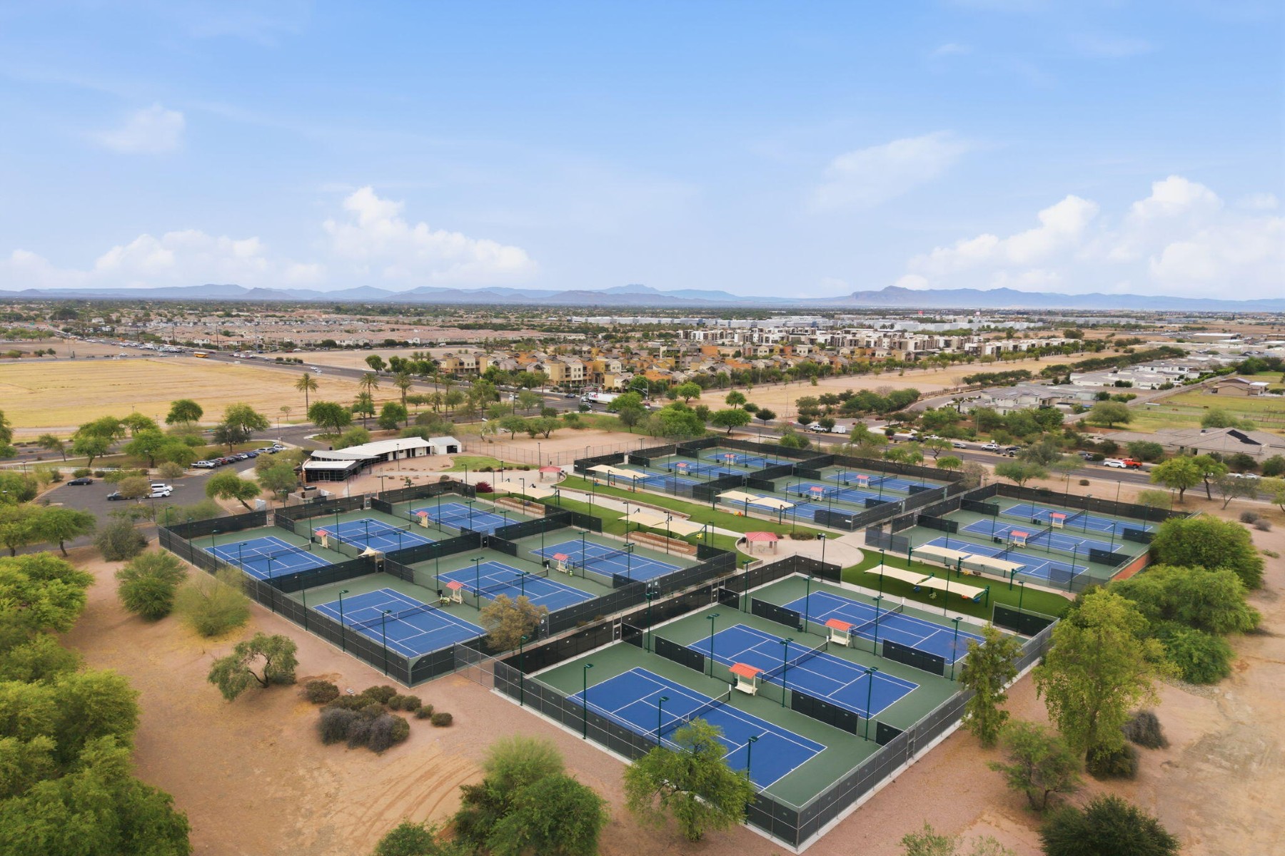  1371 E Kingbird Plac  Chandler, AZ - 物件實景