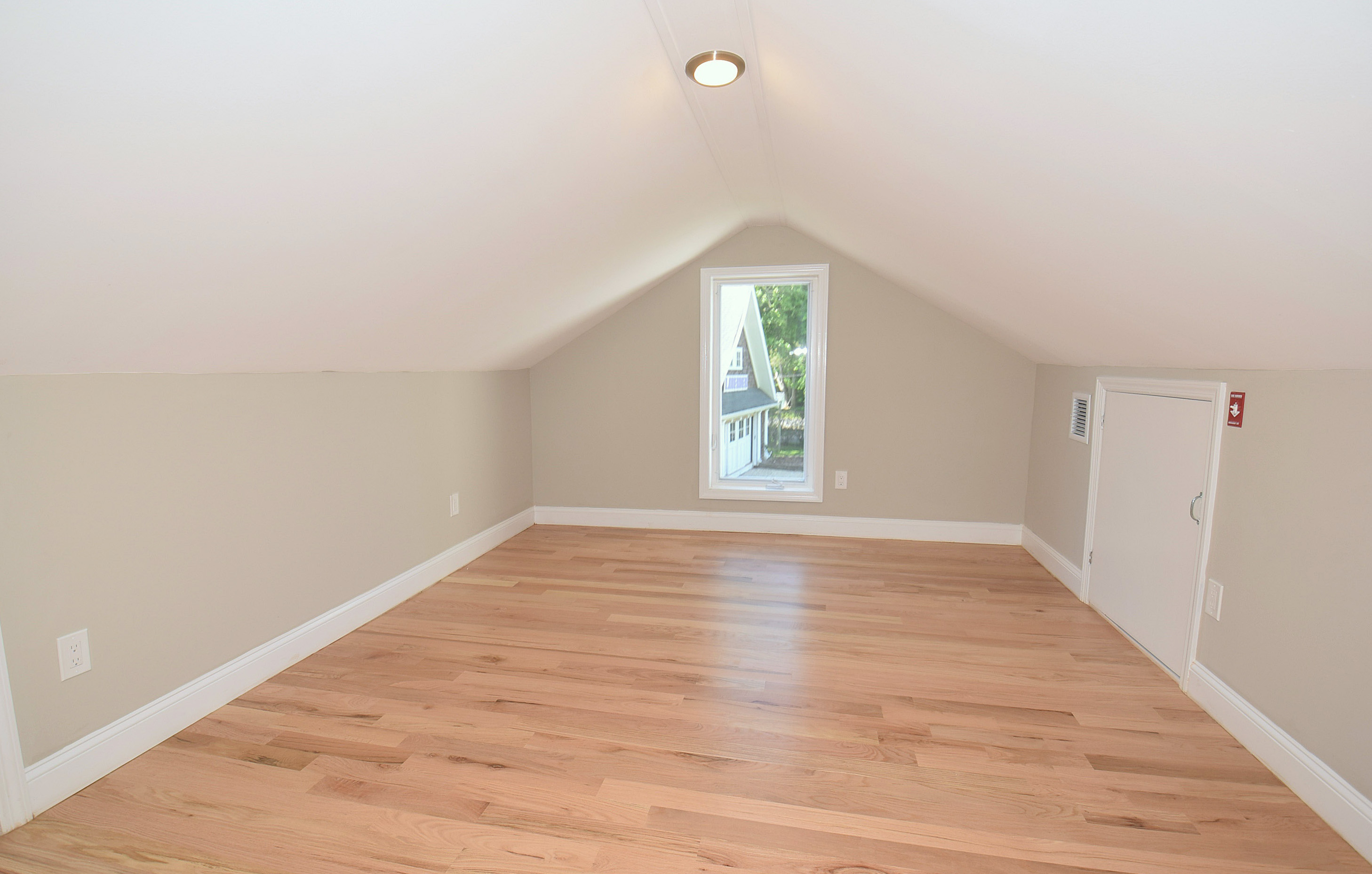 East Marion, New York, 11939, United States, 3 Bedrooms Bedrooms, ,3 BathroomsBathrooms,Residential,For Sale,1805250