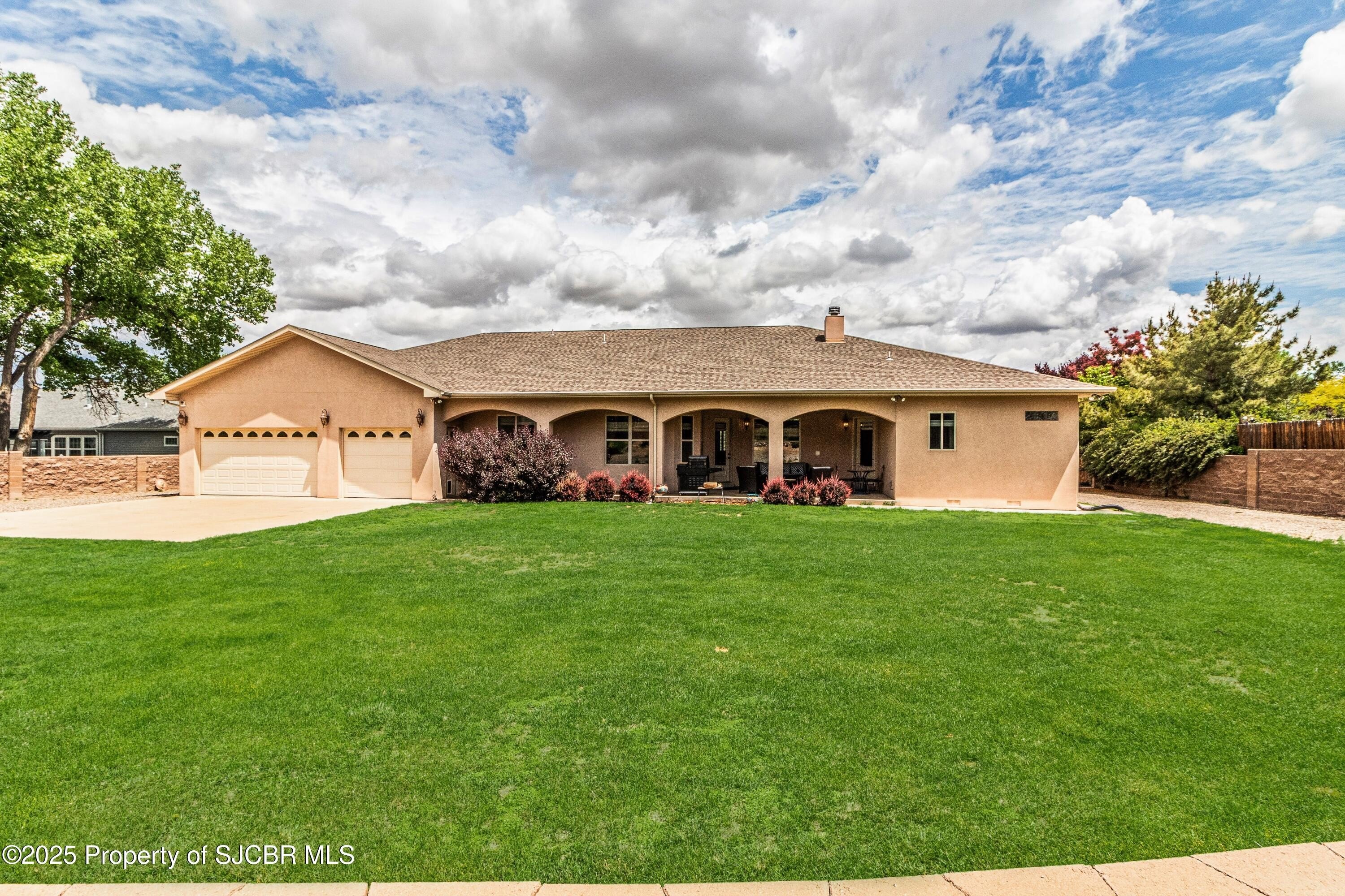 Aztec, New Mexico, 87410, United States, 4 Bedrooms Bedrooms, ,4 BathroomsBathrooms,Residential,For Sale,1857404
