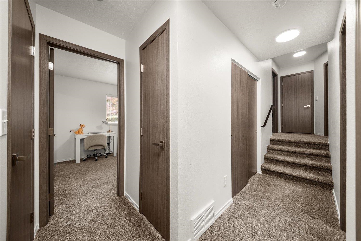 Spokane Valley, Washington, 99216, United States, 4 Bedrooms Bedrooms, ,3 BathroomsBathrooms,Residential,For Sale,1984886