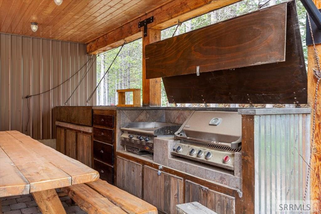 ISLAND PARK, Idaho, 83429, United States, 5 Bedrooms Bedrooms, ,3 BathroomsBathrooms,Residential,For Sale,2005843