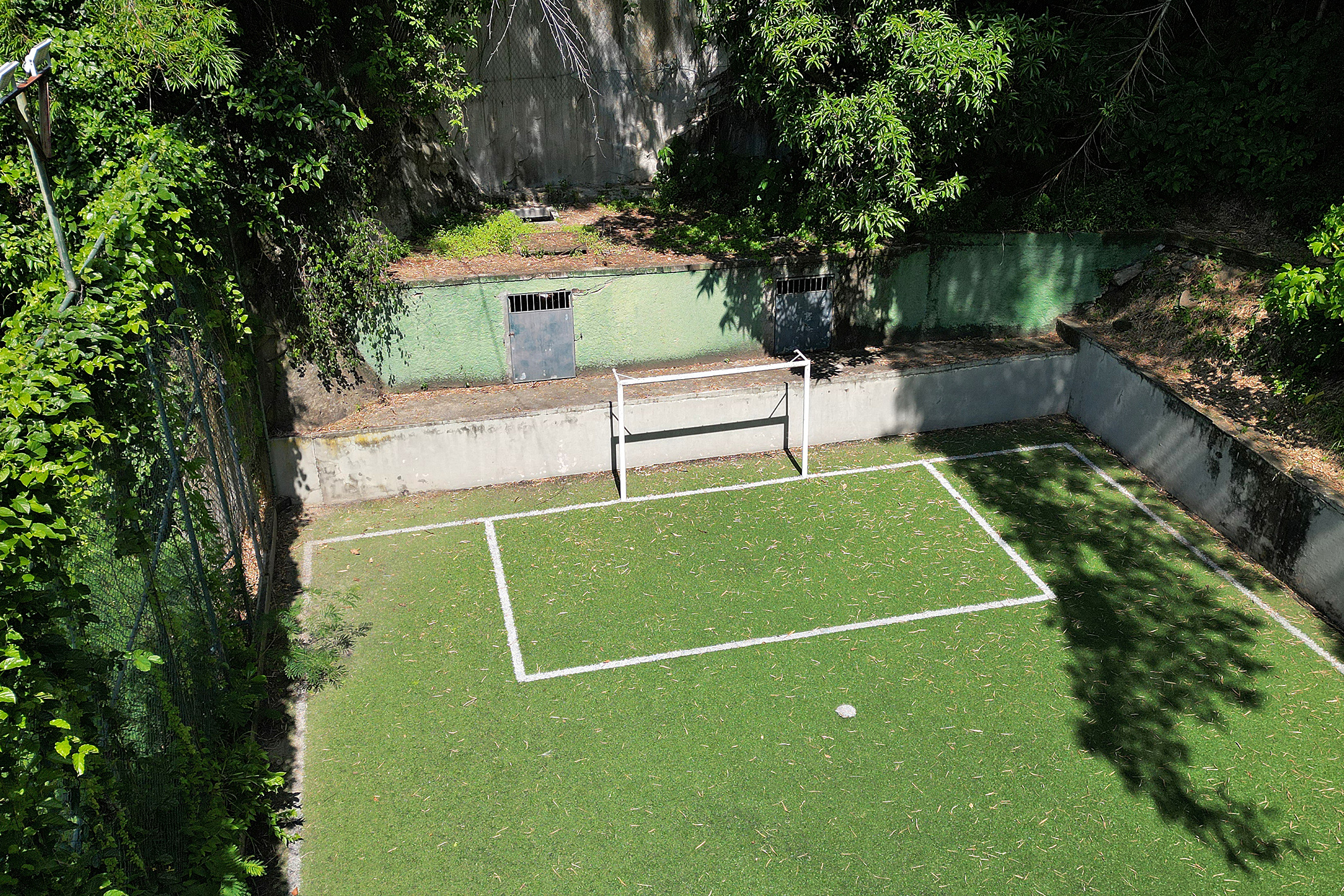  Estate surrounded by greenery with expansive grounds and amenities - 物件實景