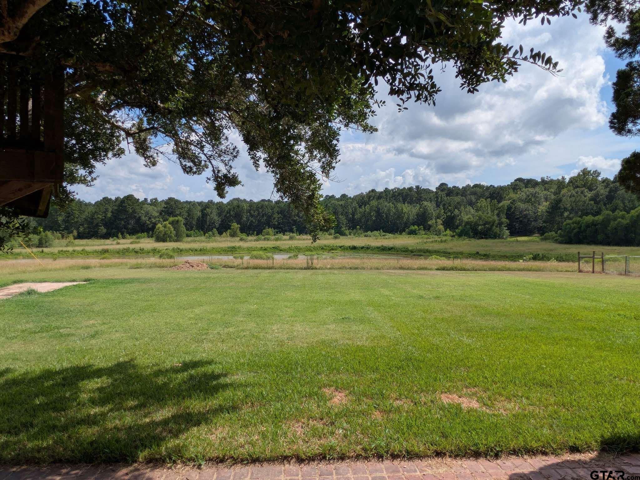 Jacksonville, Texas, 75766, United States, 6 Bedrooms Bedrooms, ,4 BathroomsBathrooms,Residential,For Sale,1805693