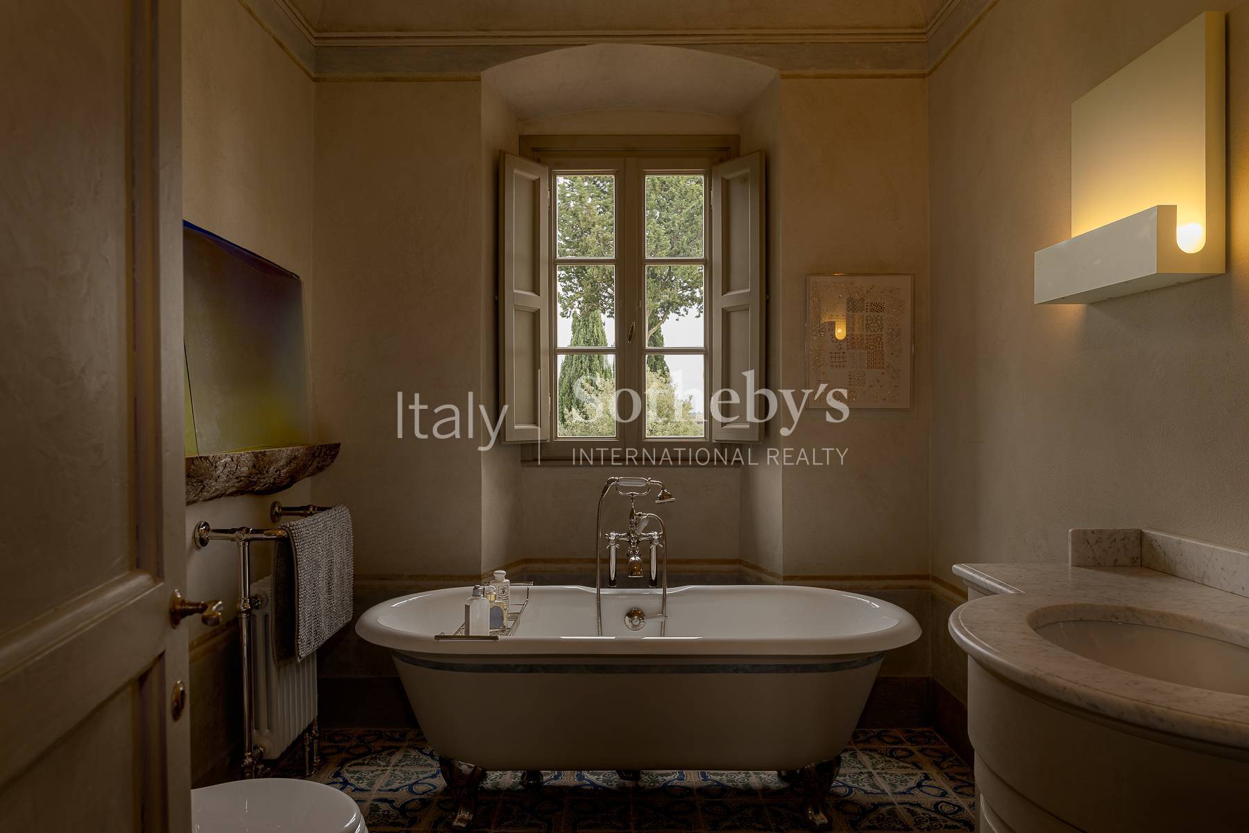  Masterfully renovated estate with 18 ha of land - 物件實景