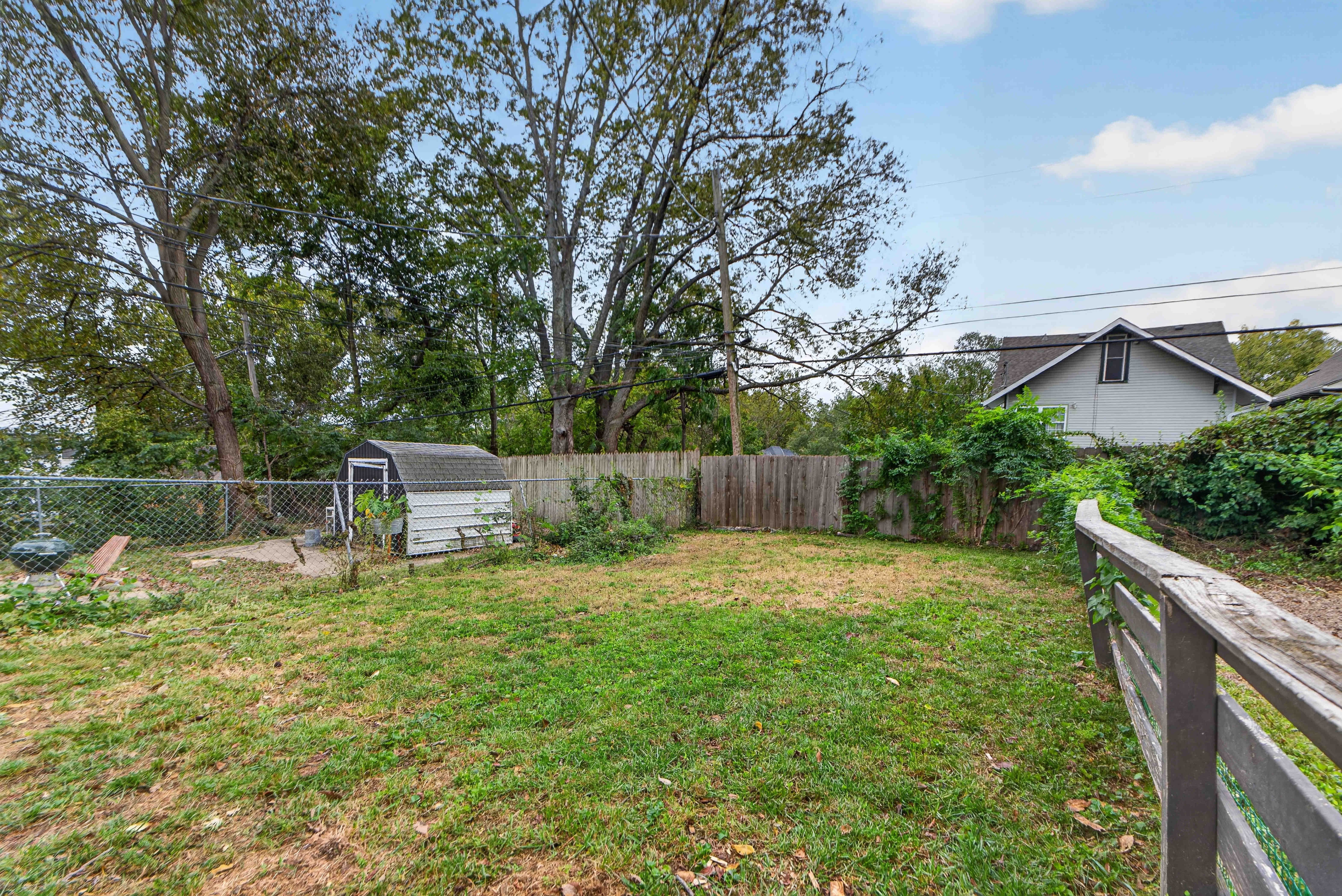  4232 Campbell Street, Kansas City, MO 64110 - 物件實景
