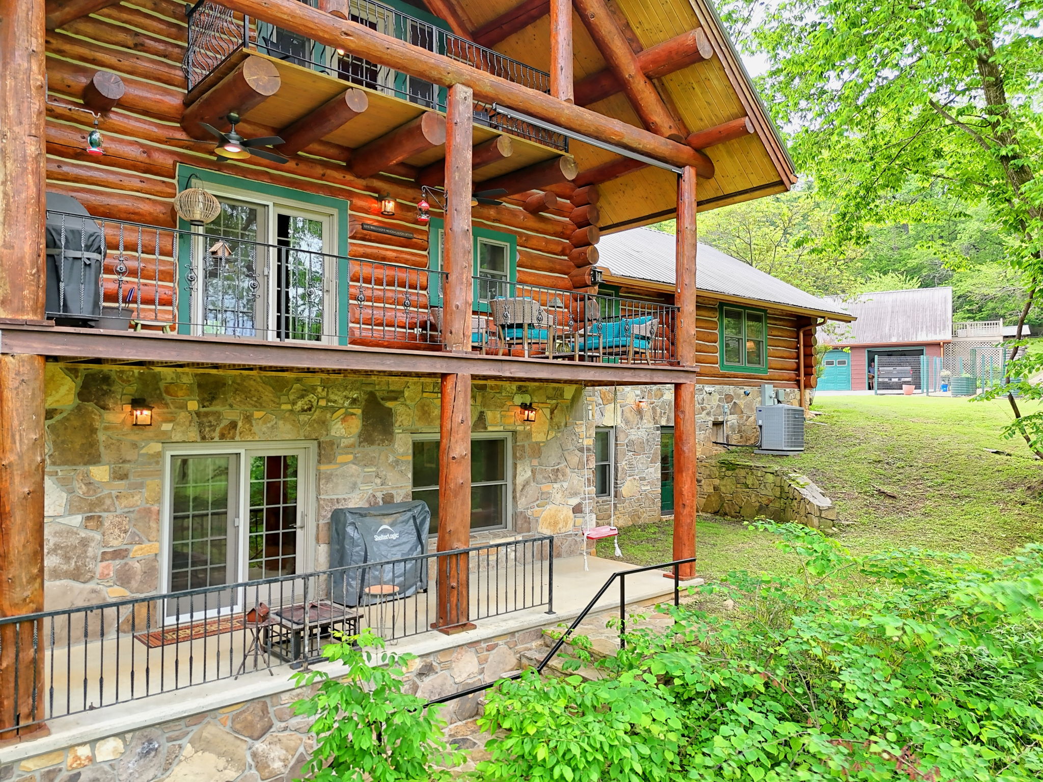Warne, North Carolina, 28909, United States, 3 Bedrooms Bedrooms, ,3 BathroomsBathrooms,Residential,For Sale,1826737