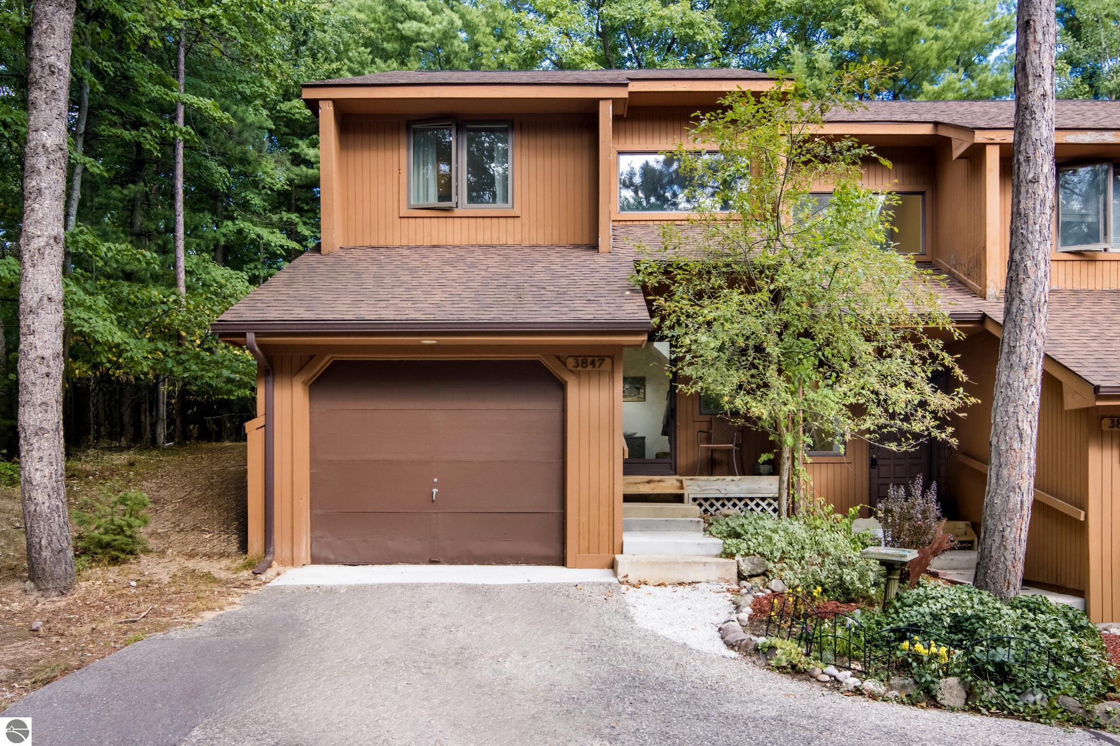 Sherwood Forest Dr, Traverse City, MI 49686