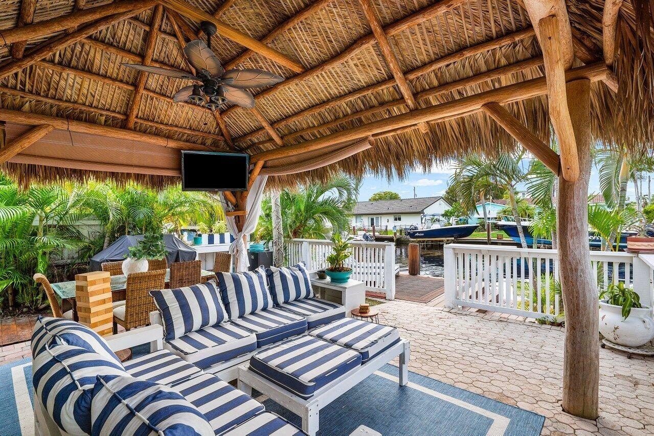 Pompano Beach, Florida, 33060, United States, 3 Bedrooms Bedrooms, ,2 BathroomsBathrooms,Residential,For Sale,1973845