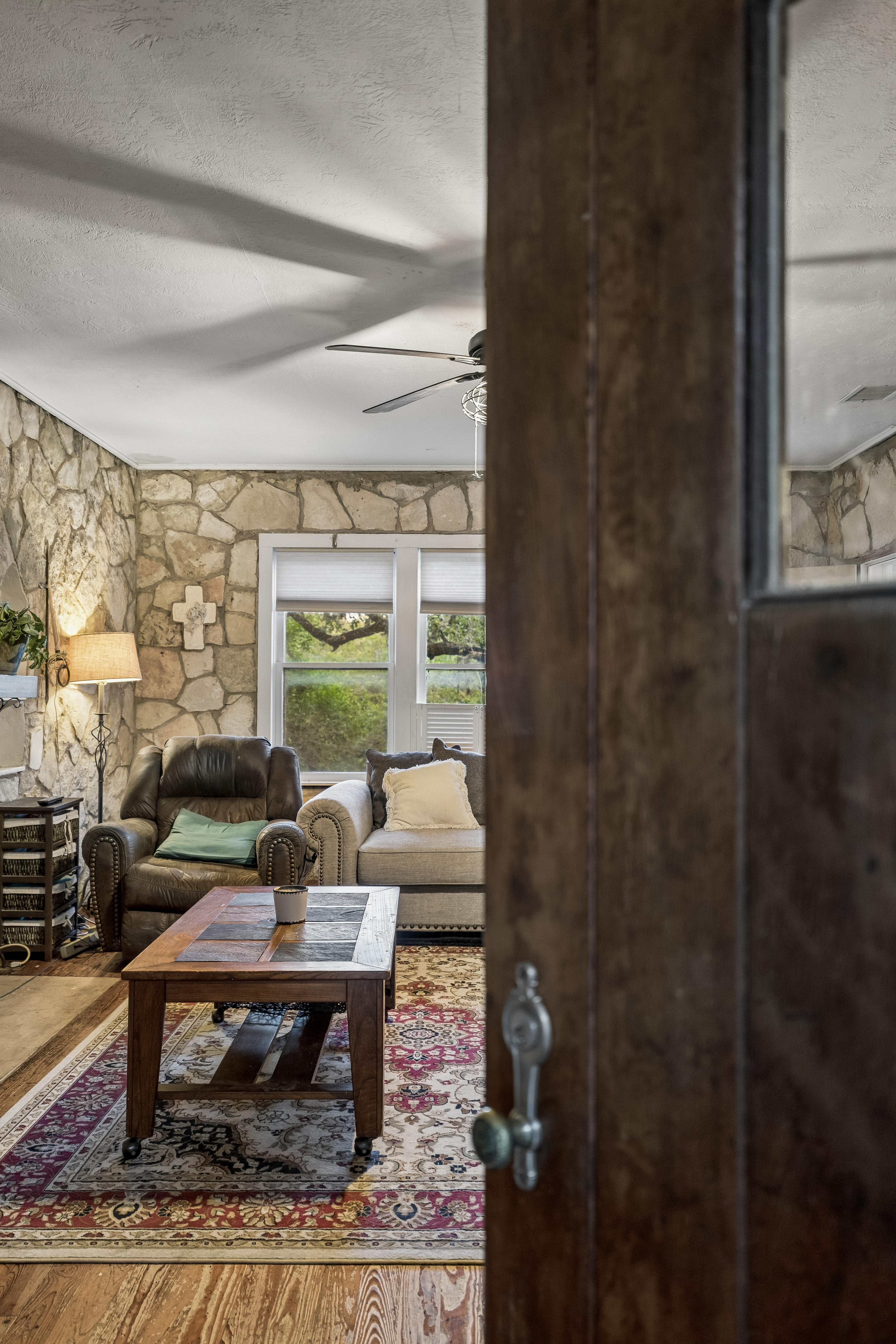  Spanish-Style Historic Woodland Retreat in Helotes - 物件實景
