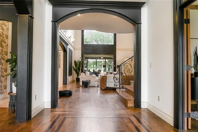 Tahlequah, Oklahoma, 74464, United States, 5 Bedrooms Bedrooms, ,5 BathroomsBathrooms,Residential,For Sale,1987377