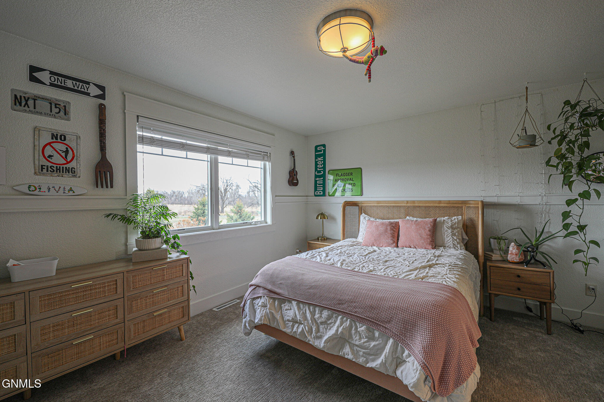 Bismarck, North Dakota, 58503, United States, 6 Bedrooms Bedrooms, ,5 BathroomsBathrooms,Residential,For Sale,1980273