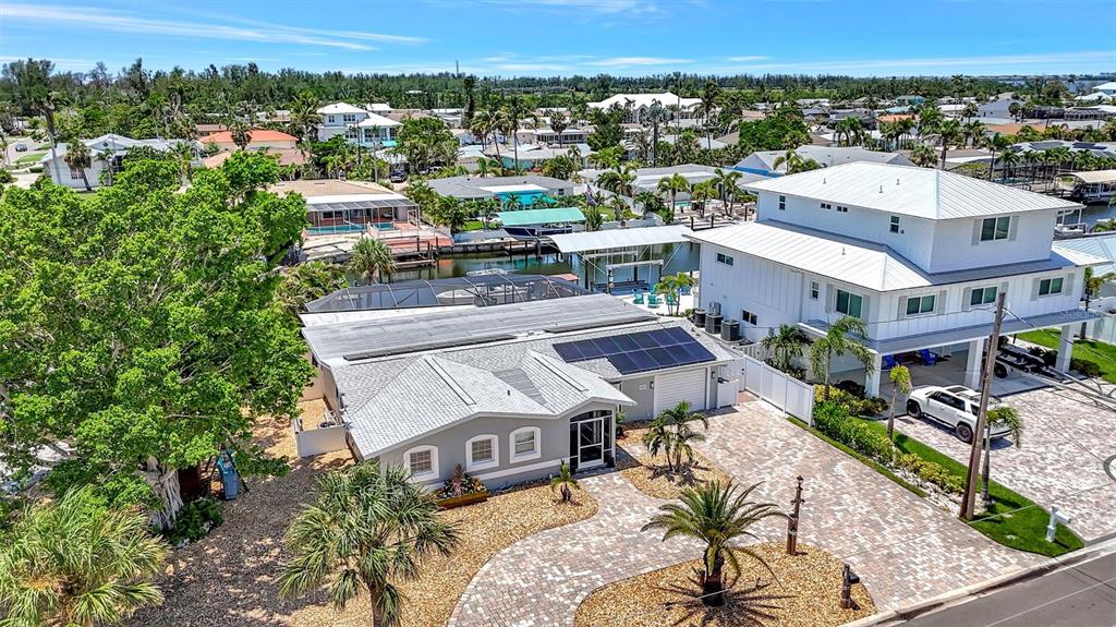 Bradenton, Florida, 34210, United States, 3 Bedrooms Bedrooms, ,3 BathroomsBathrooms,Residential,For Sale,1895487